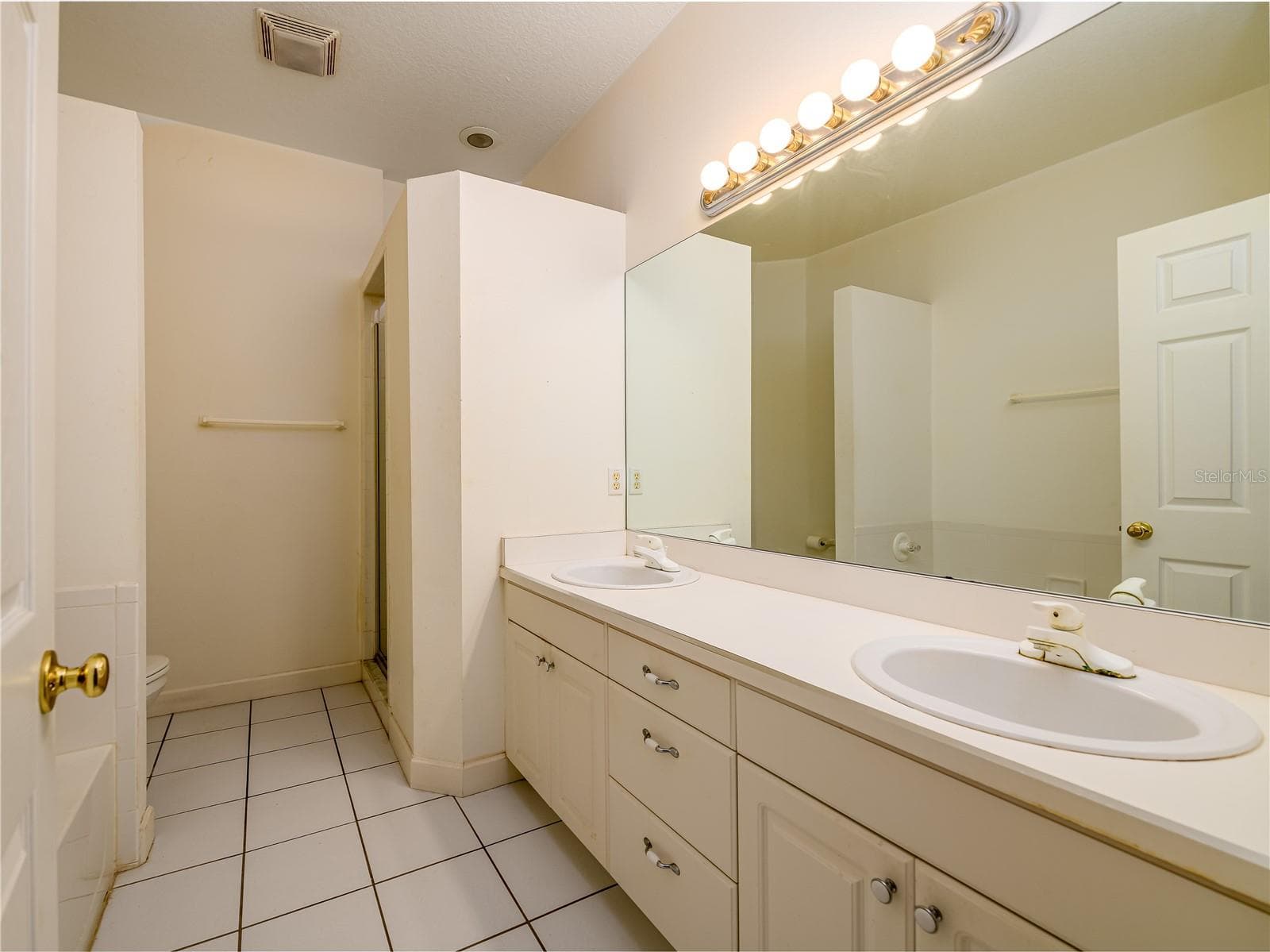Townhouse at 204 S LINCOLN AVE, TAMPA, photo 24 of 43