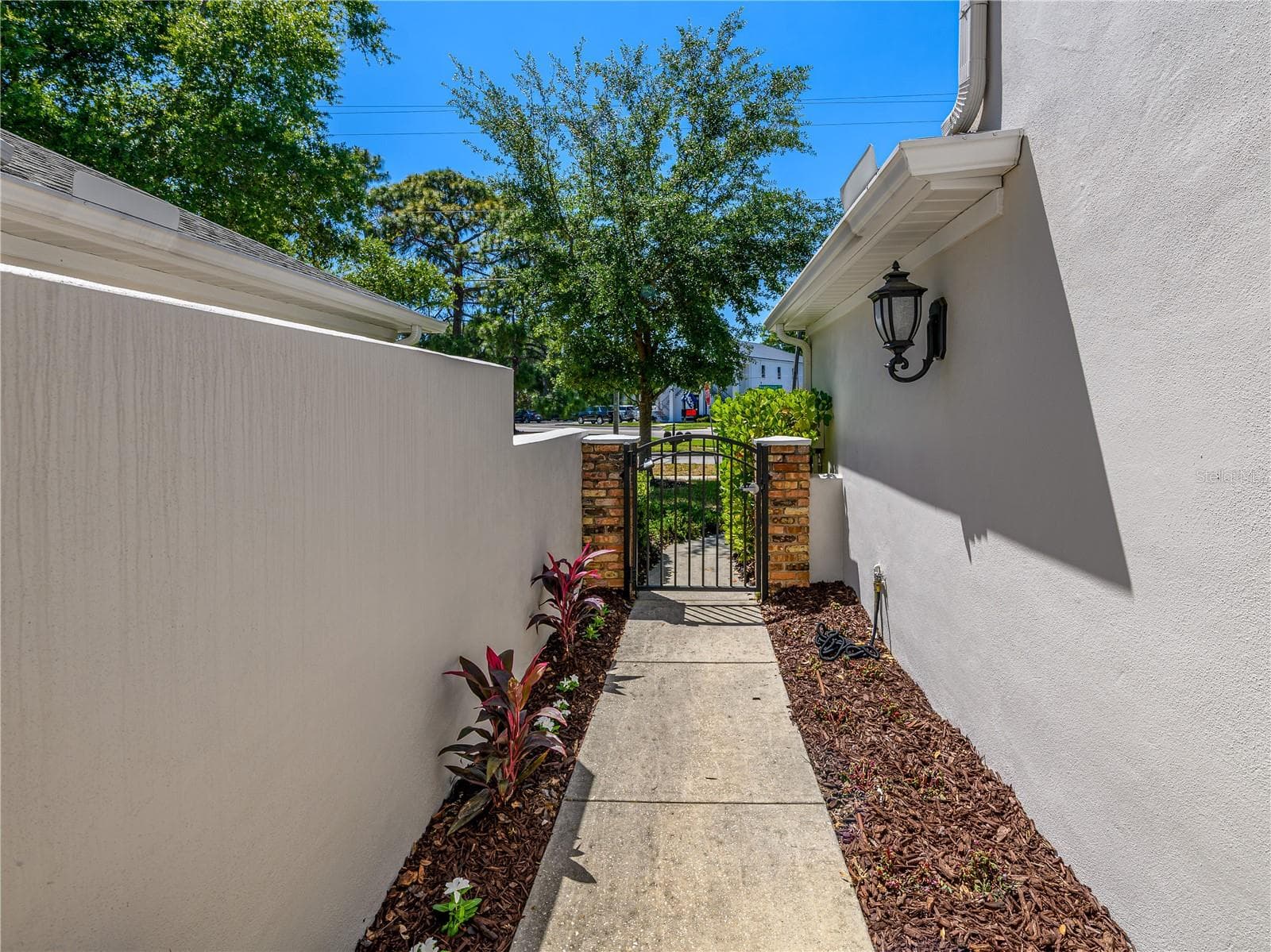 Townhouse at 204 S LINCOLN AVE, TAMPA, photo 37 of 43