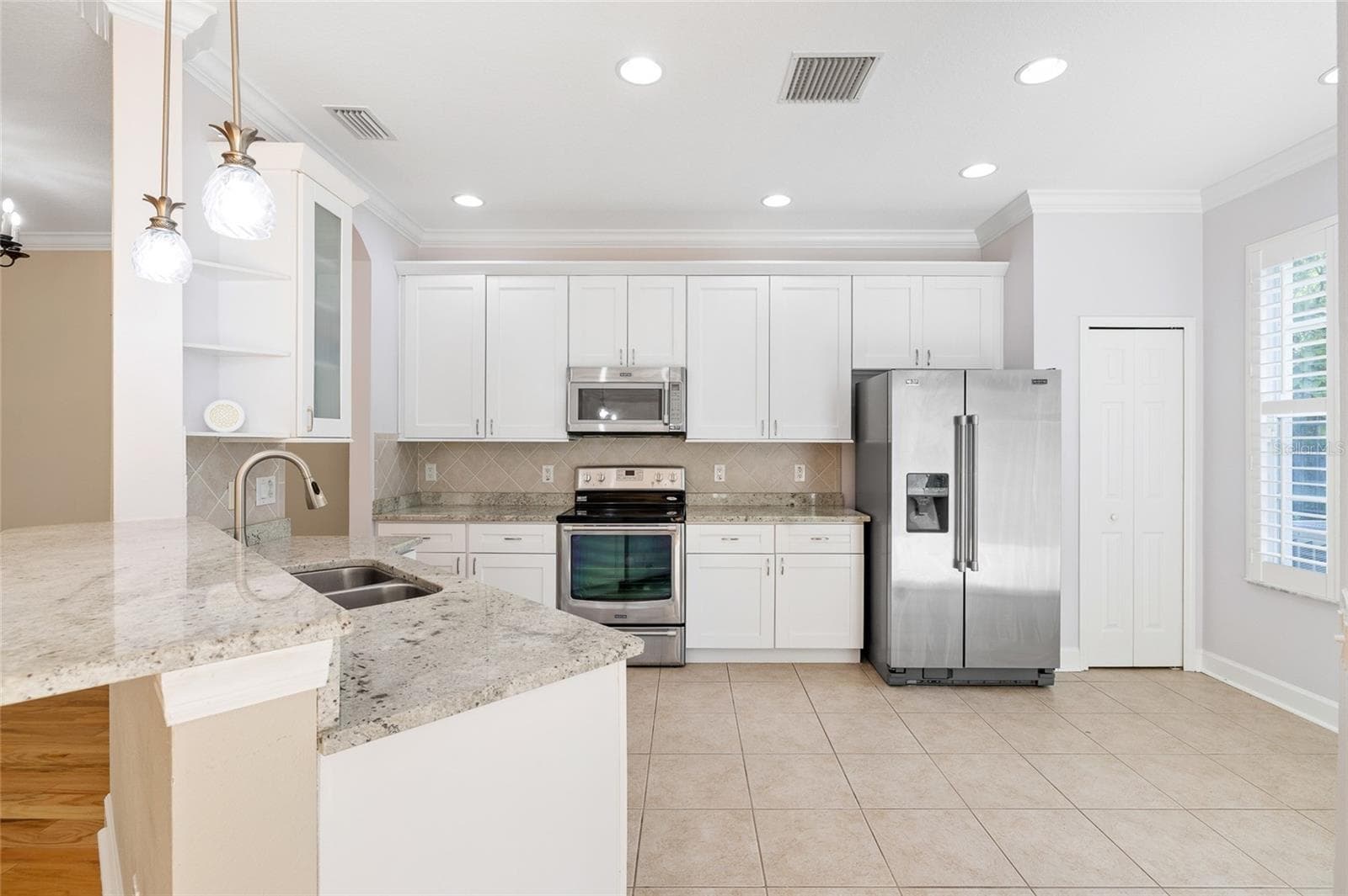 Kitchen - 14543 MIRABELLE VISTA CIR, TAMPA