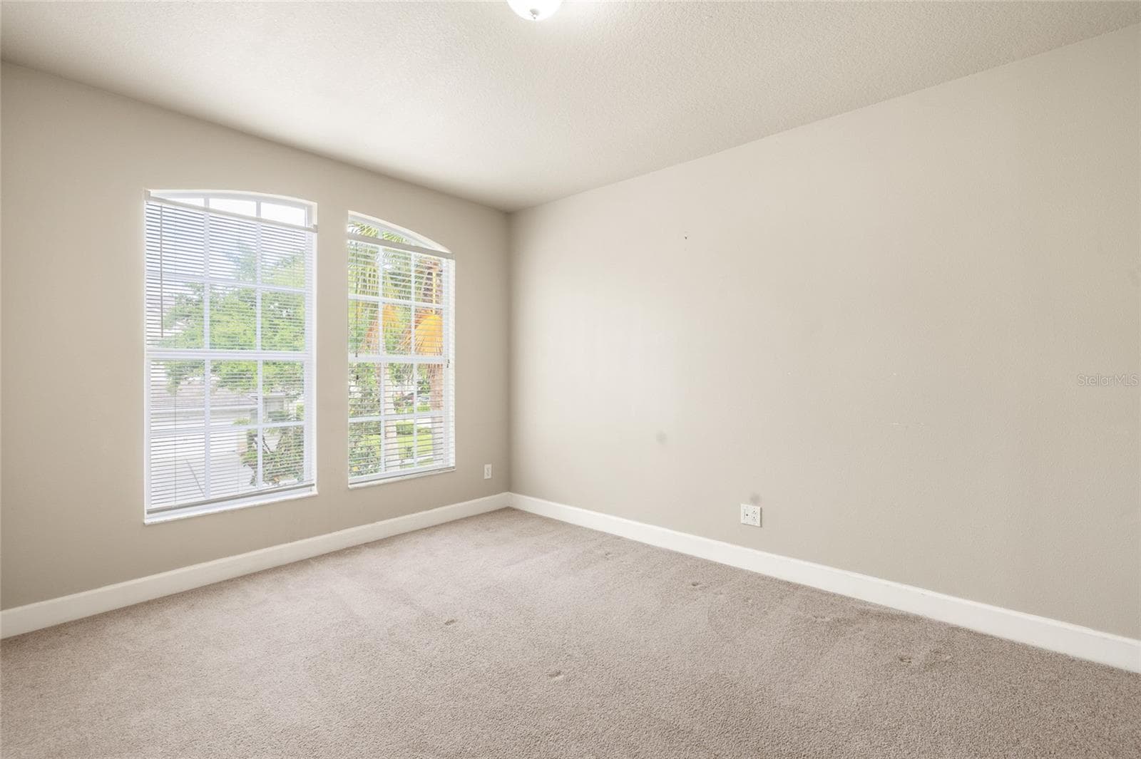 Upstairs Secondary Bedroom 1 - 14543 MIRABELLE VISTA CIR, TAMPA