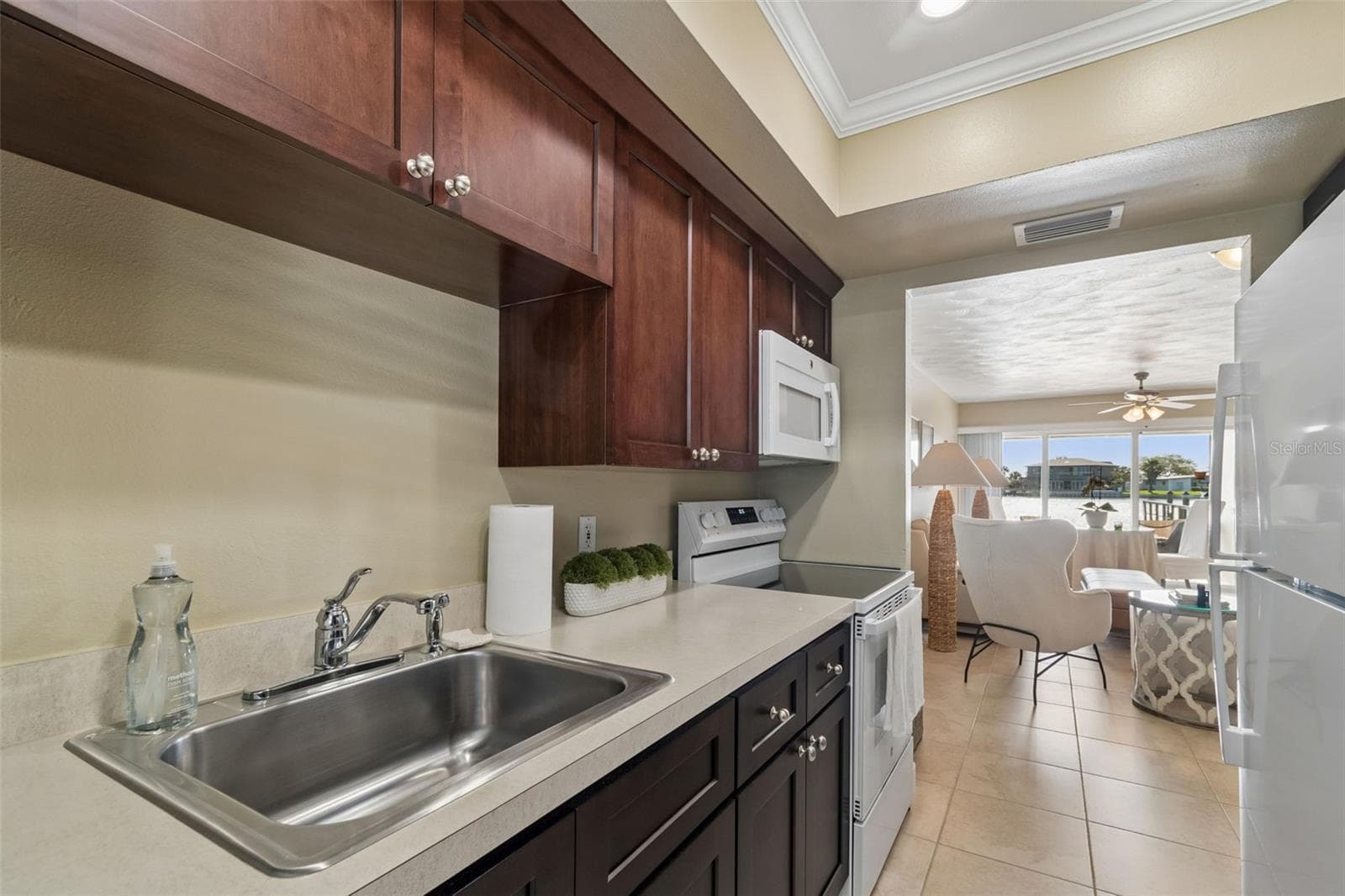 Quadruplex at 2307 BAY BLVD, INDIAN ROCKS BEACH, photo 7 of 86
