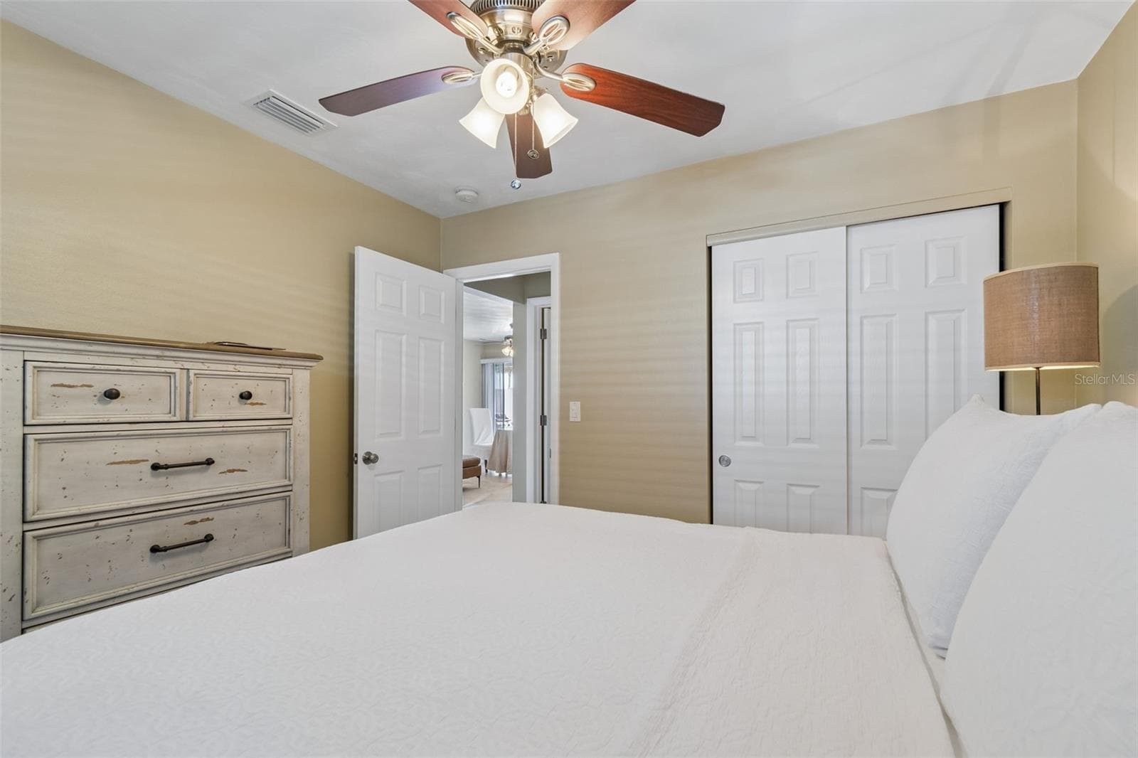 Quadruplex at 2307 BAY BLVD, INDIAN ROCKS BEACH, photo 18 of 86