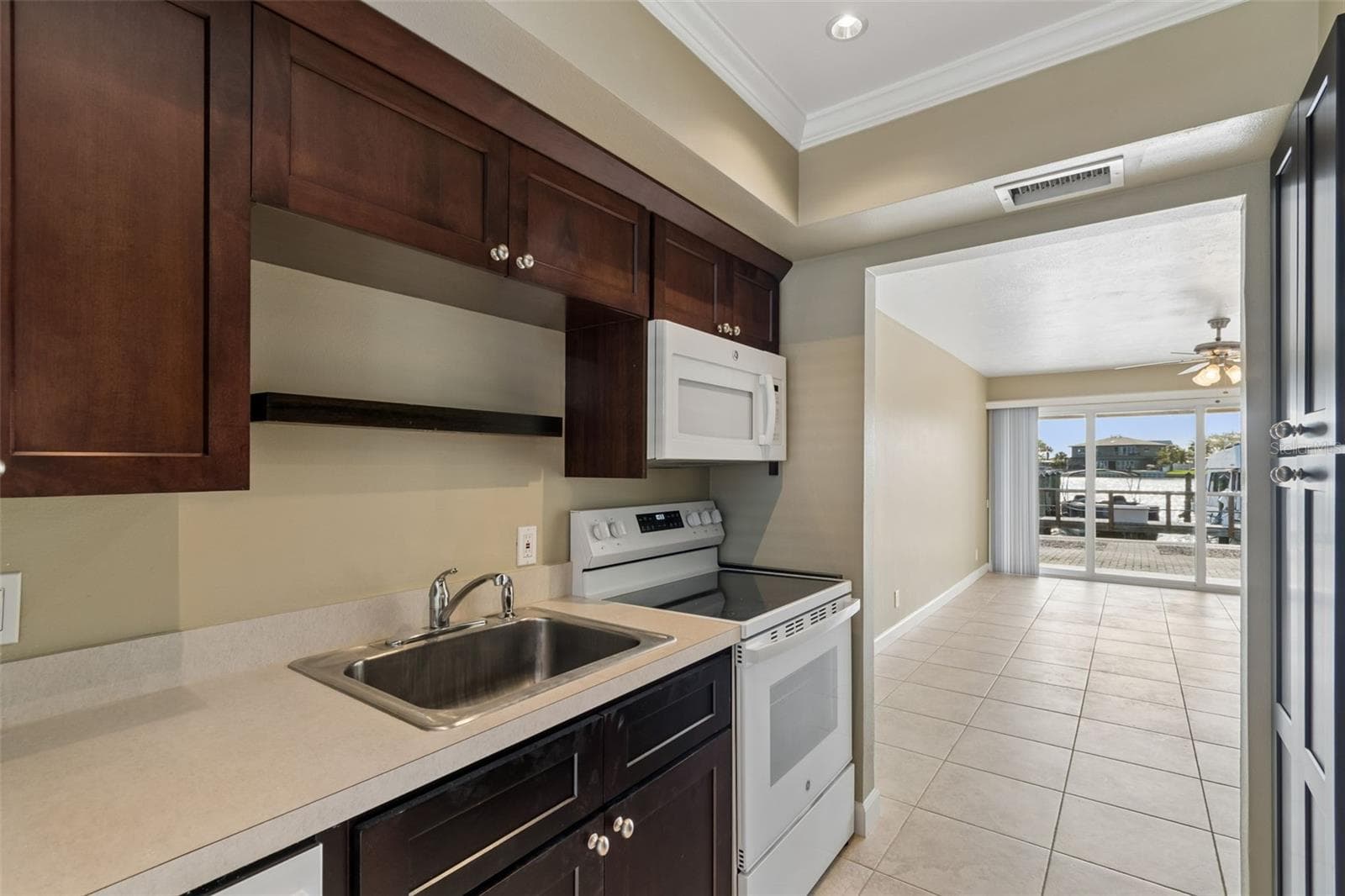 Quadruplex at 2307 BAY BLVD, INDIAN ROCKS BEACH, photo 28 of 86