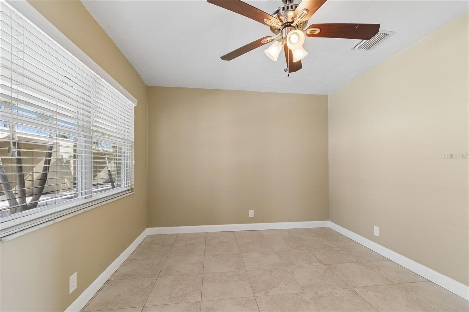 Quadruplex at 2307 BAY BLVD, INDIAN ROCKS BEACH, photo 46 of 86
