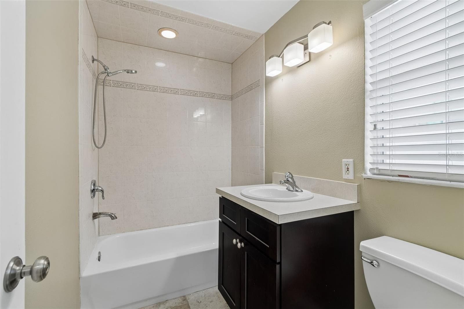 Quadruplex at 2307 BAY BLVD, INDIAN ROCKS BEACH, photo 79 of 86