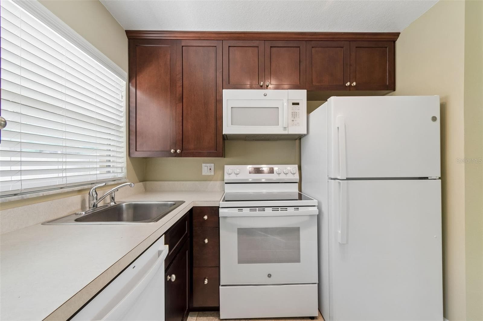 Quadruplex at 2307 BAY BLVD, INDIAN ROCKS BEACH, photo 81 of 86