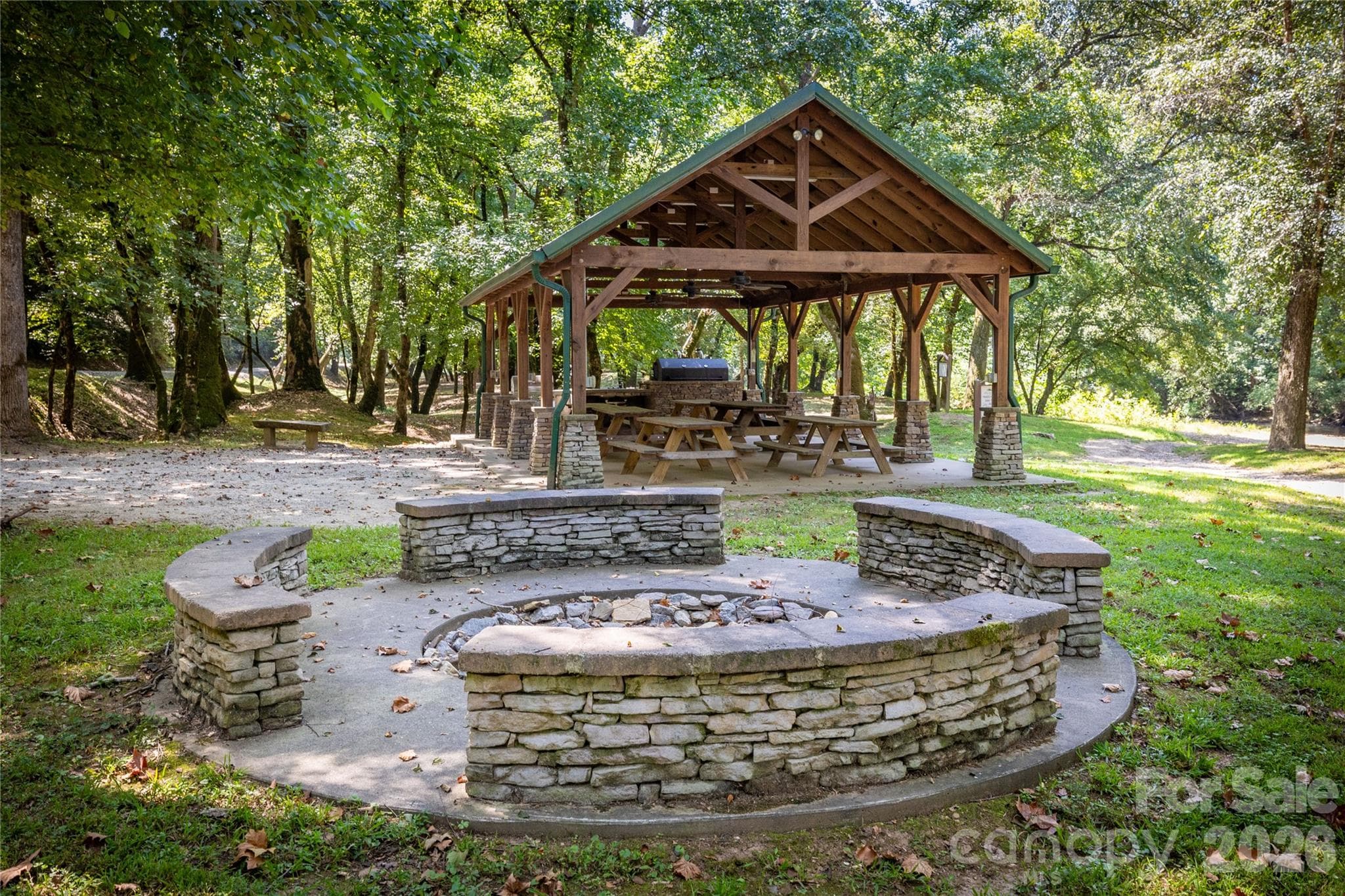 Lot at Lenoir, photo 25 of 34
