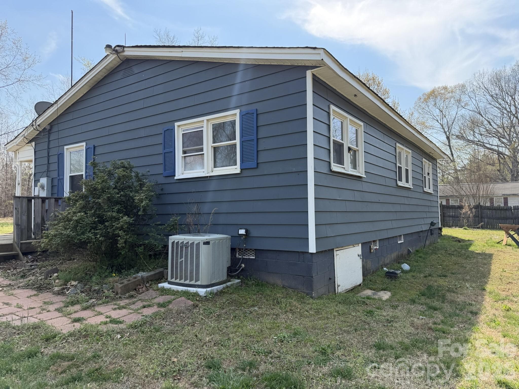 Single Family Residence at Mooresboro, photo 2 of 10