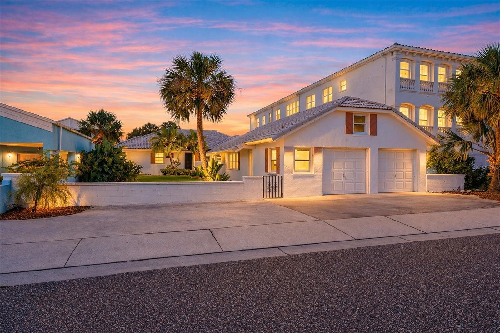 Single Family Residence at 18206 SUNSET BLVD, REDINGTON SHORES, photo 5 of 43