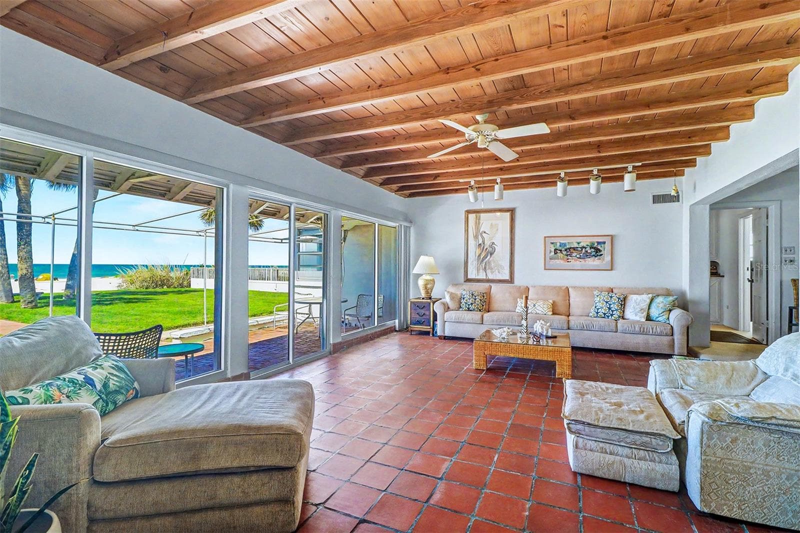 Single Family Residence at 18206 SUNSET BLVD, REDINGTON SHORES, photo 15 of 43