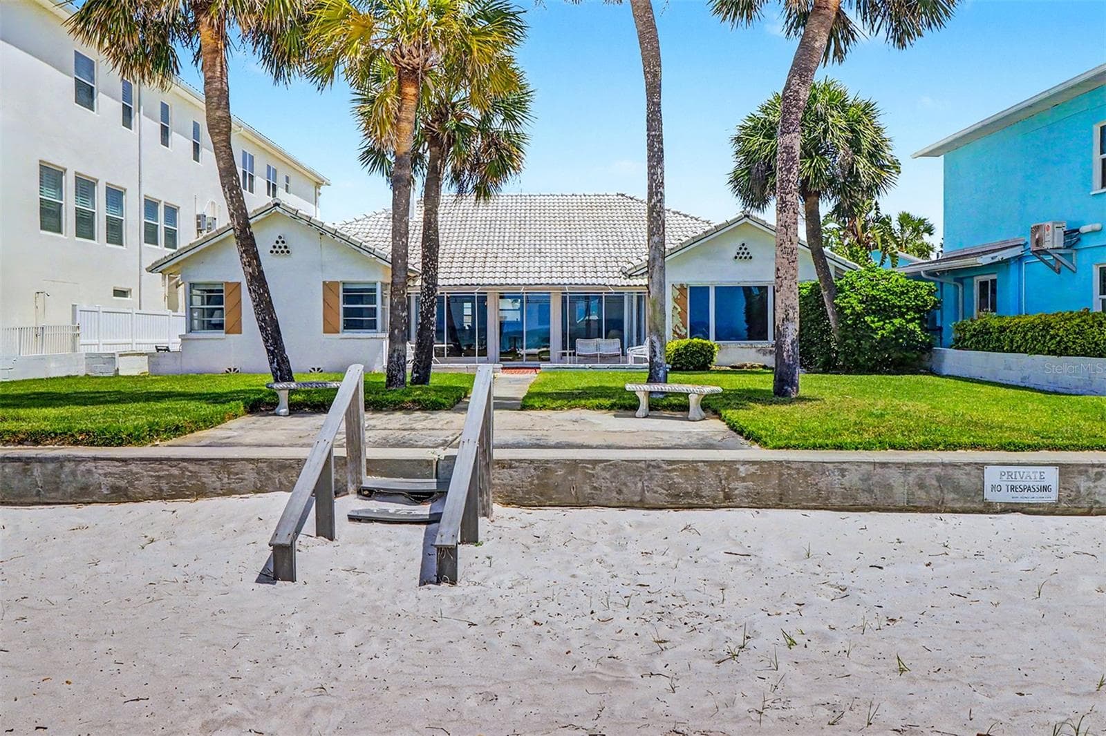 Single Family Residence at 18206 SUNSET BLVD, REDINGTON SHORES, photo 33 of 43