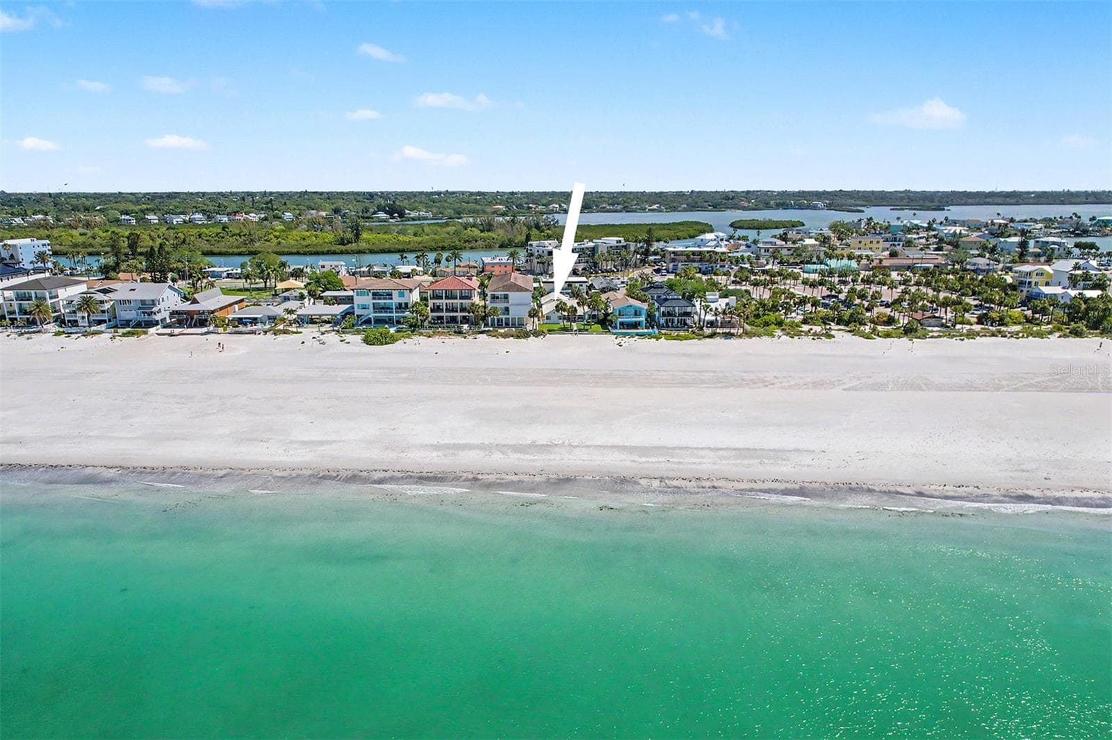 Single Family Residence at 18206 SUNSET BLVD, REDINGTON SHORES, photo 39 of 43