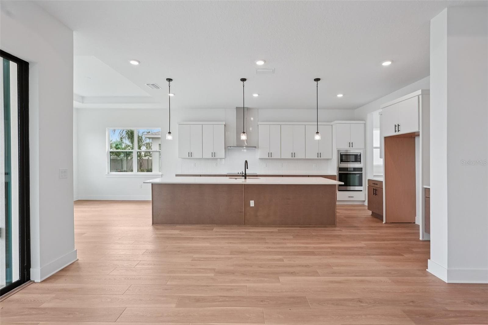 Single Family Residence at 12652 IVORY TUSK LN, SPRING HILL, photo 10 of 43