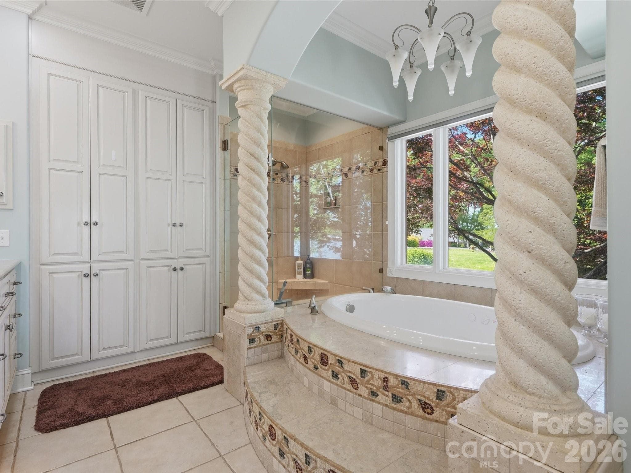 Single Family Residence at 154 Quail Hollow Drive, Kings Mountain, photo 11 of 46