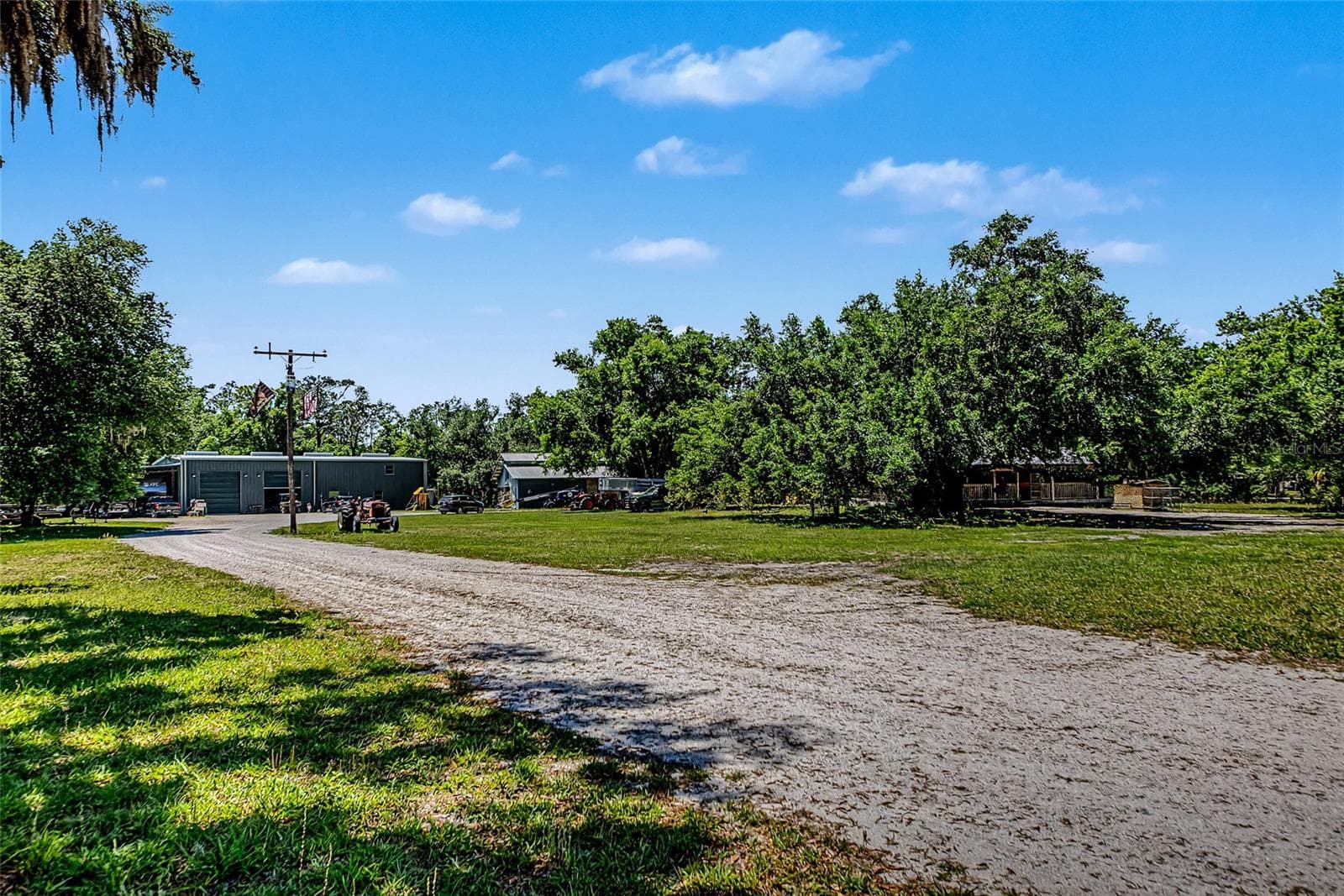 Single Family Residence at 15750 WILSON RD, SARASOTA, photo 4 of 45