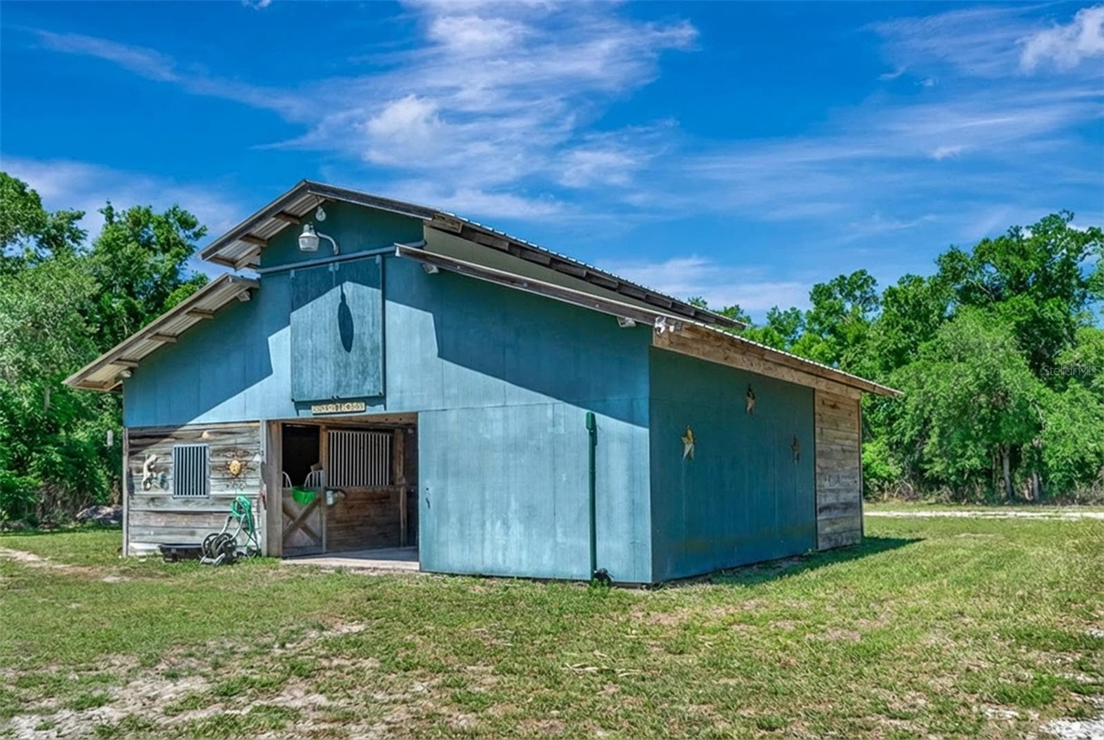 Single Family Residence at 15750 WILSON RD, SARASOTA, photo 19 of 45