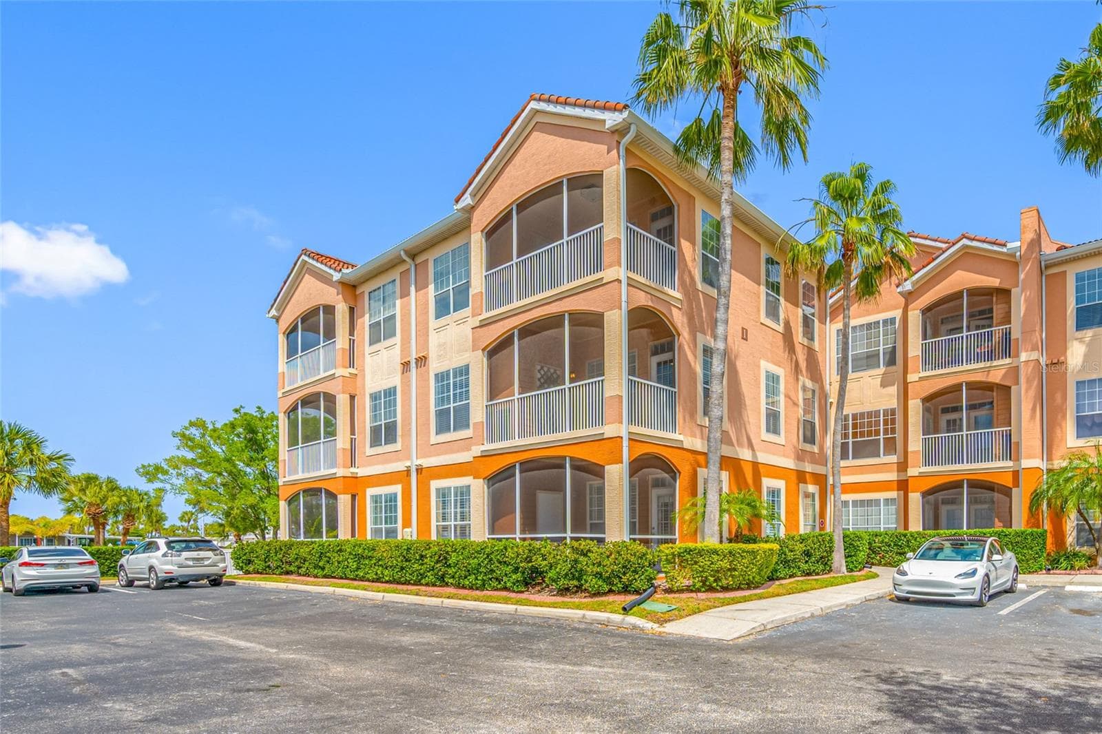 Condominium at 5000 CULBREATH KEY WAY #1-201, TAMPA, photo 2 of 52