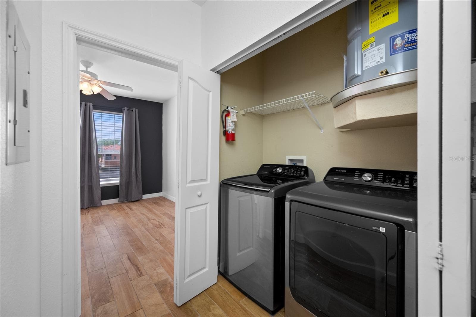 Washer/Dryer - 5000 CULBREATH KEY WAY #1-201, TAMPA