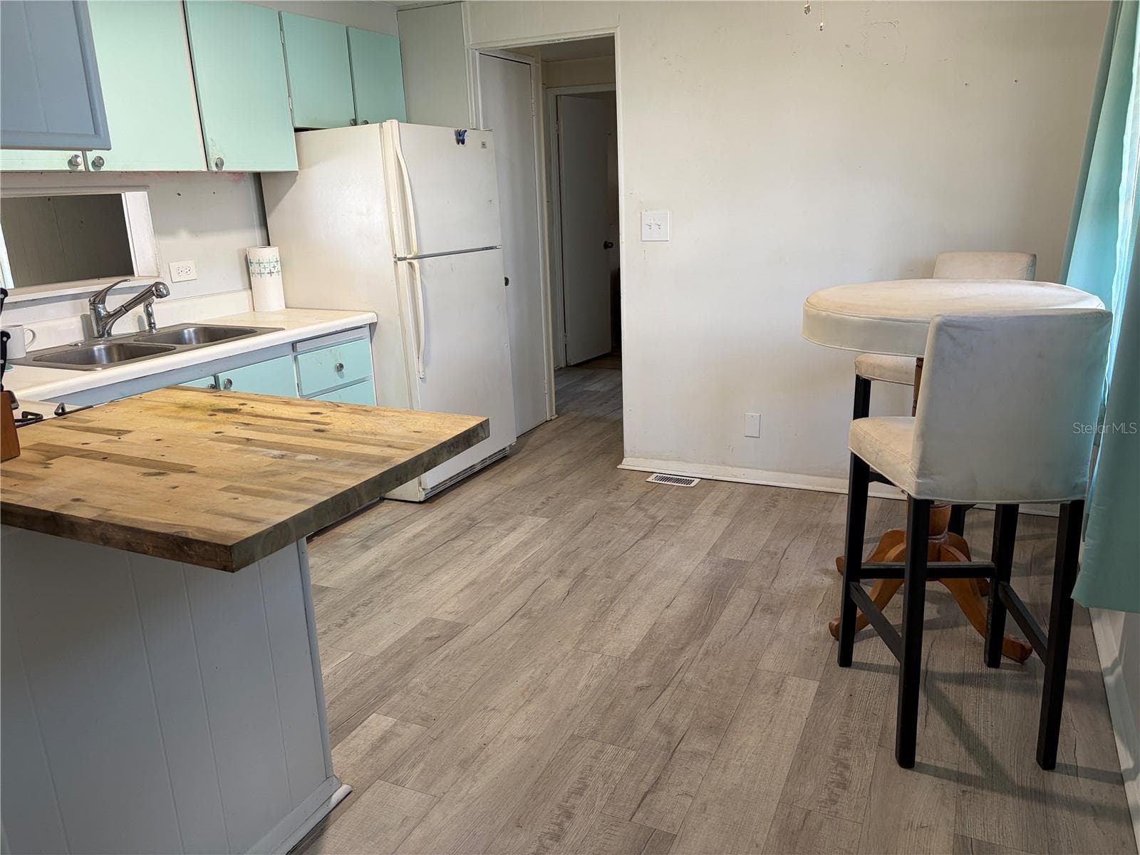 Mobile Home at 4819 SEA ISLAND AVE, SARASOTA, photo 10 of 77
