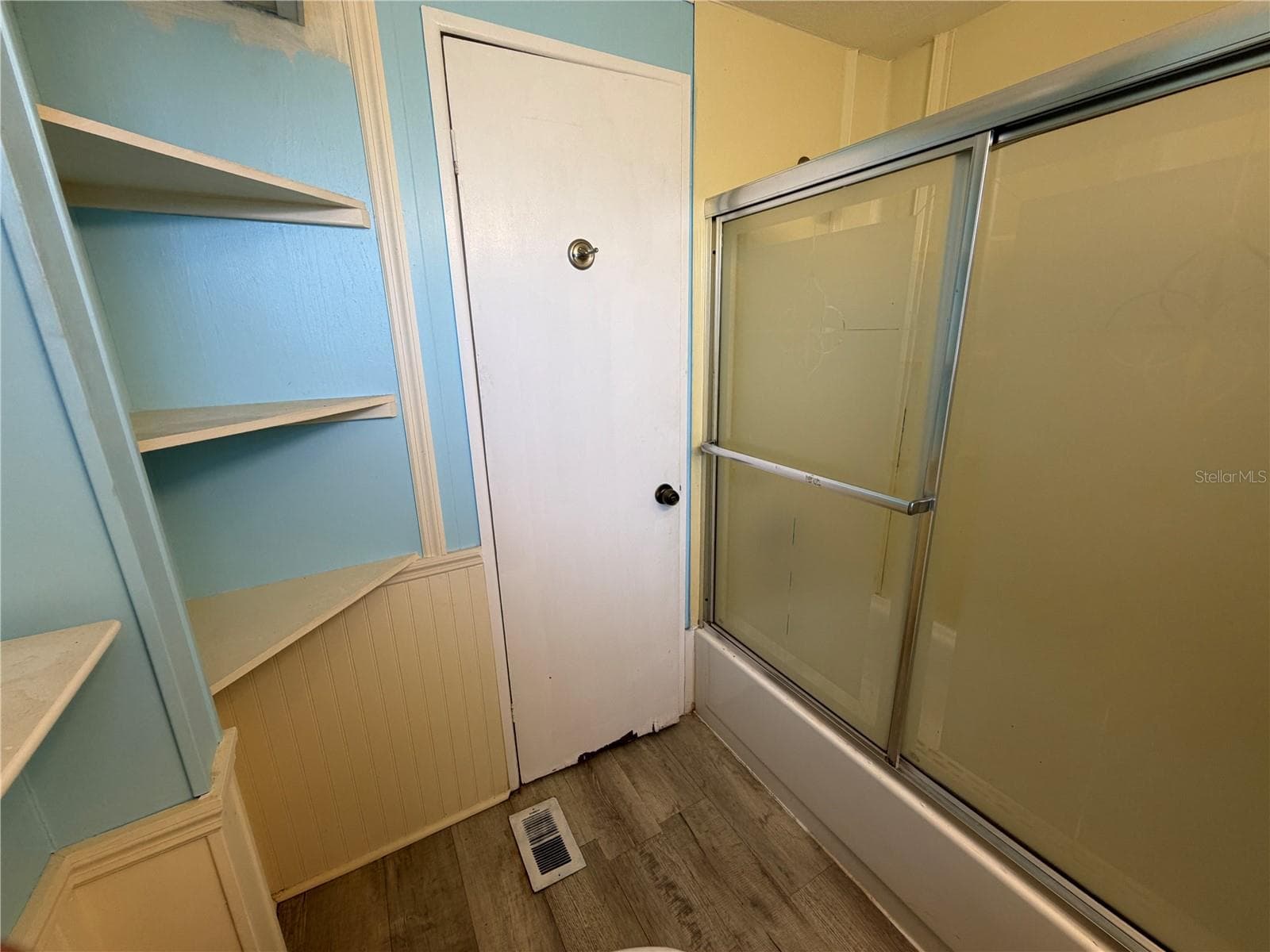 Mobile Home at 4819 SEA ISLAND AVE, SARASOTA, photo 16 of 77
