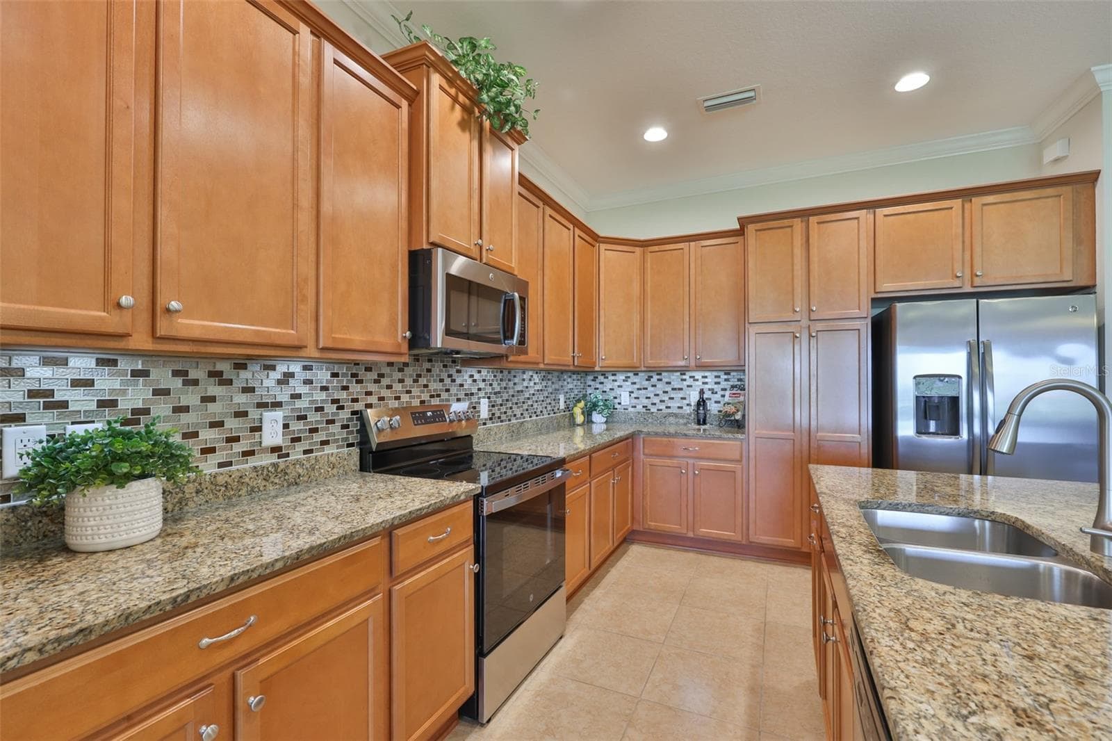 Single Family Residence at 1809 PACIFIC DUNES DR, SUN CITY CENTER, photo 11 of 52