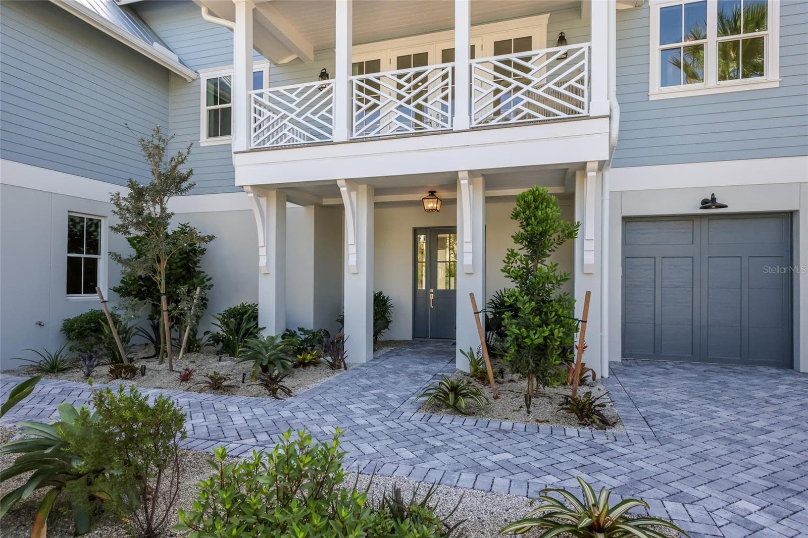 Single Family Residence at 215 SYCAMORE AVE, ANNA MARIA, photo 3 of 75