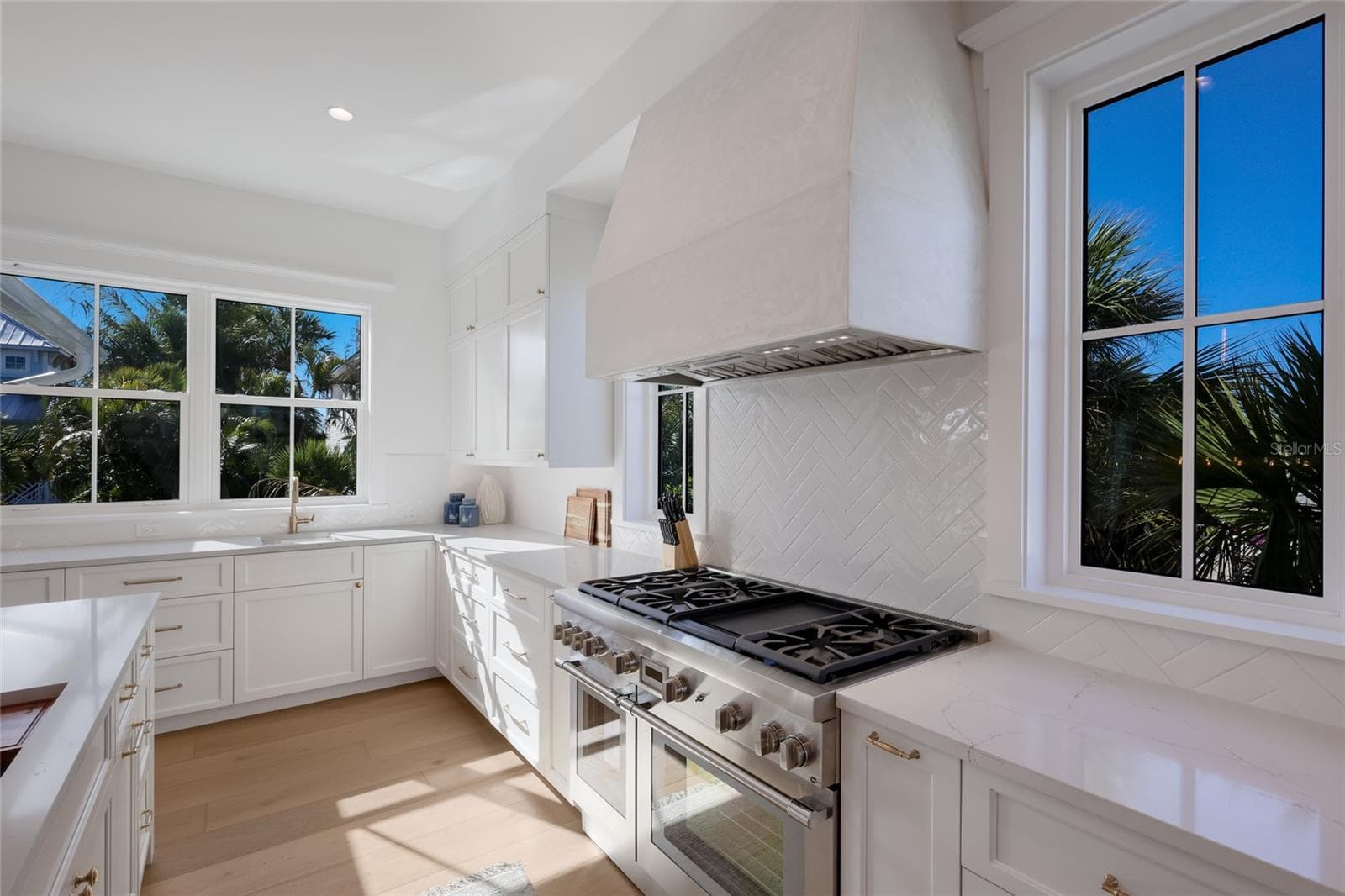 Single Family Residence at 215 SYCAMORE AVE, ANNA MARIA, photo 21 of 75