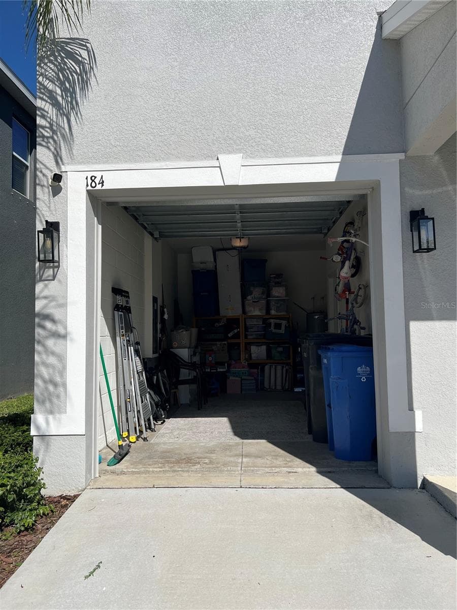 Garage - 184 MANGROVE SHADE CIR, APOLLO BEACH