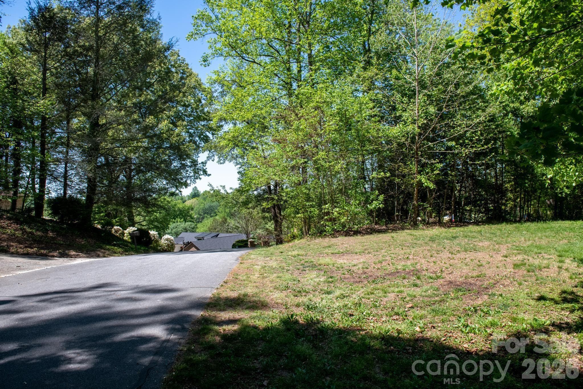 Lot at Lenoir, photo 24 of 39