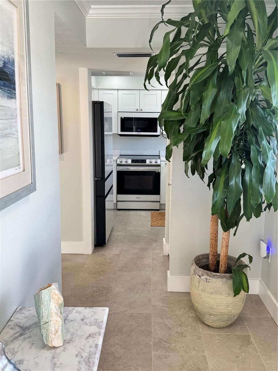 Condominium at 102 46TH AVENUE TER W #403, BRADENTON, photo 6 of 49