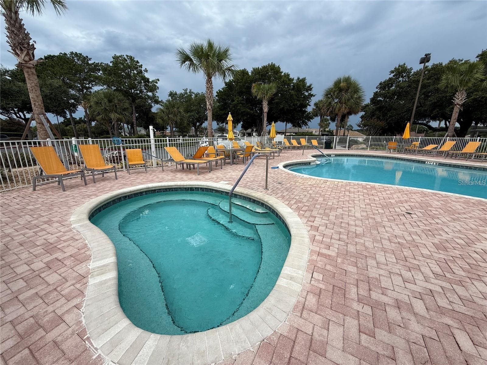 Outdoor pool/spa - 17083 SE 115TH TERRACE RD, SUMMERFIELD