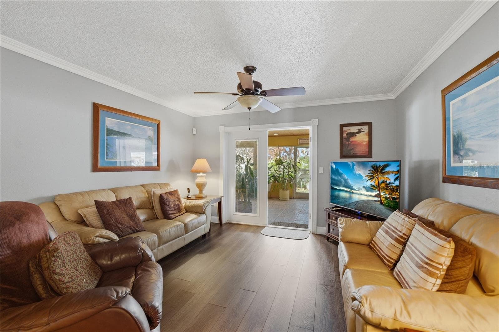 Single Family Residence at 675 BASINGSTOKE CT, POINCIANA, photo 9 of 38