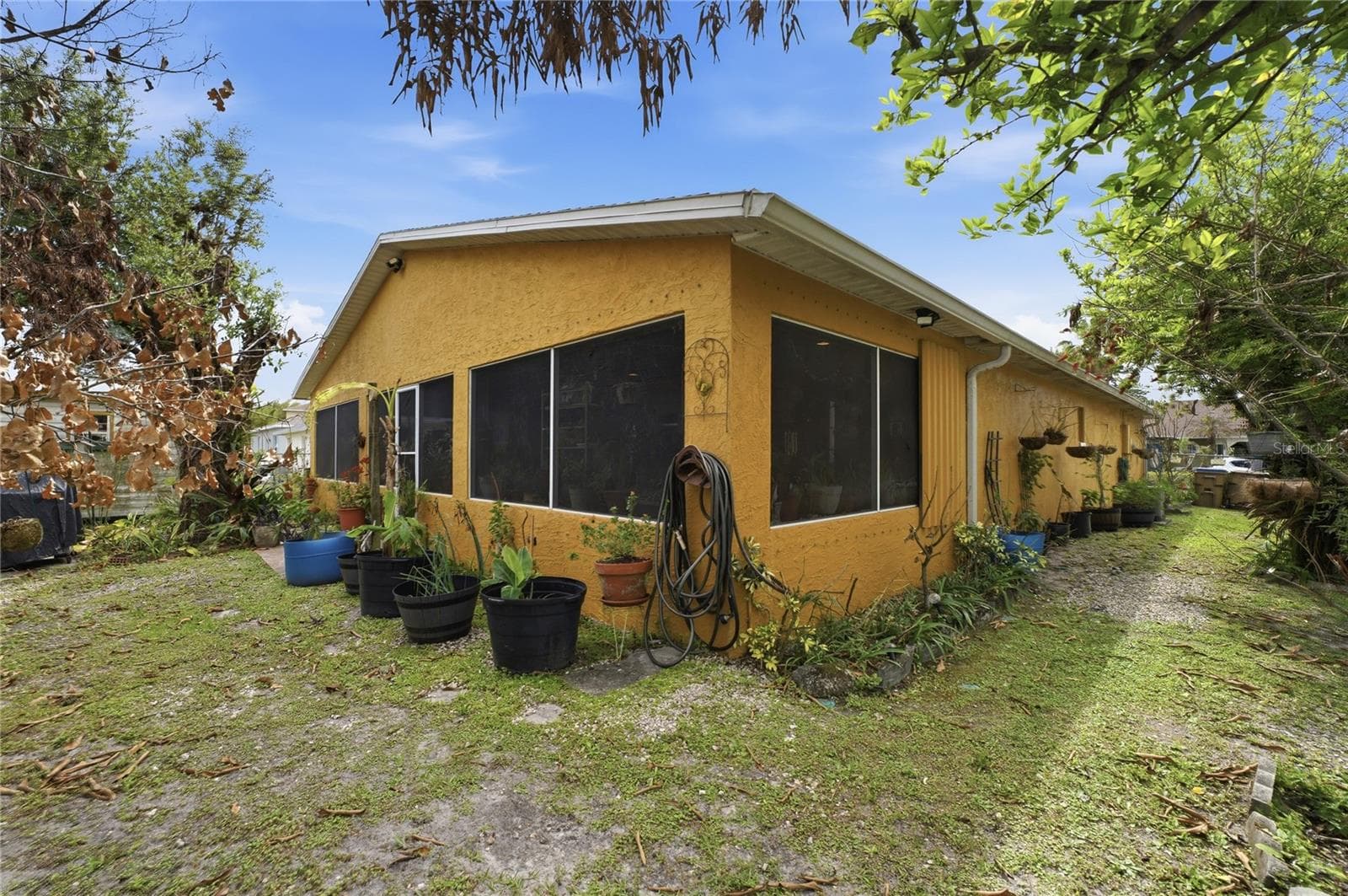 Single Family Residence at 675 BASINGSTOKE CT, POINCIANA, photo 35 of 38