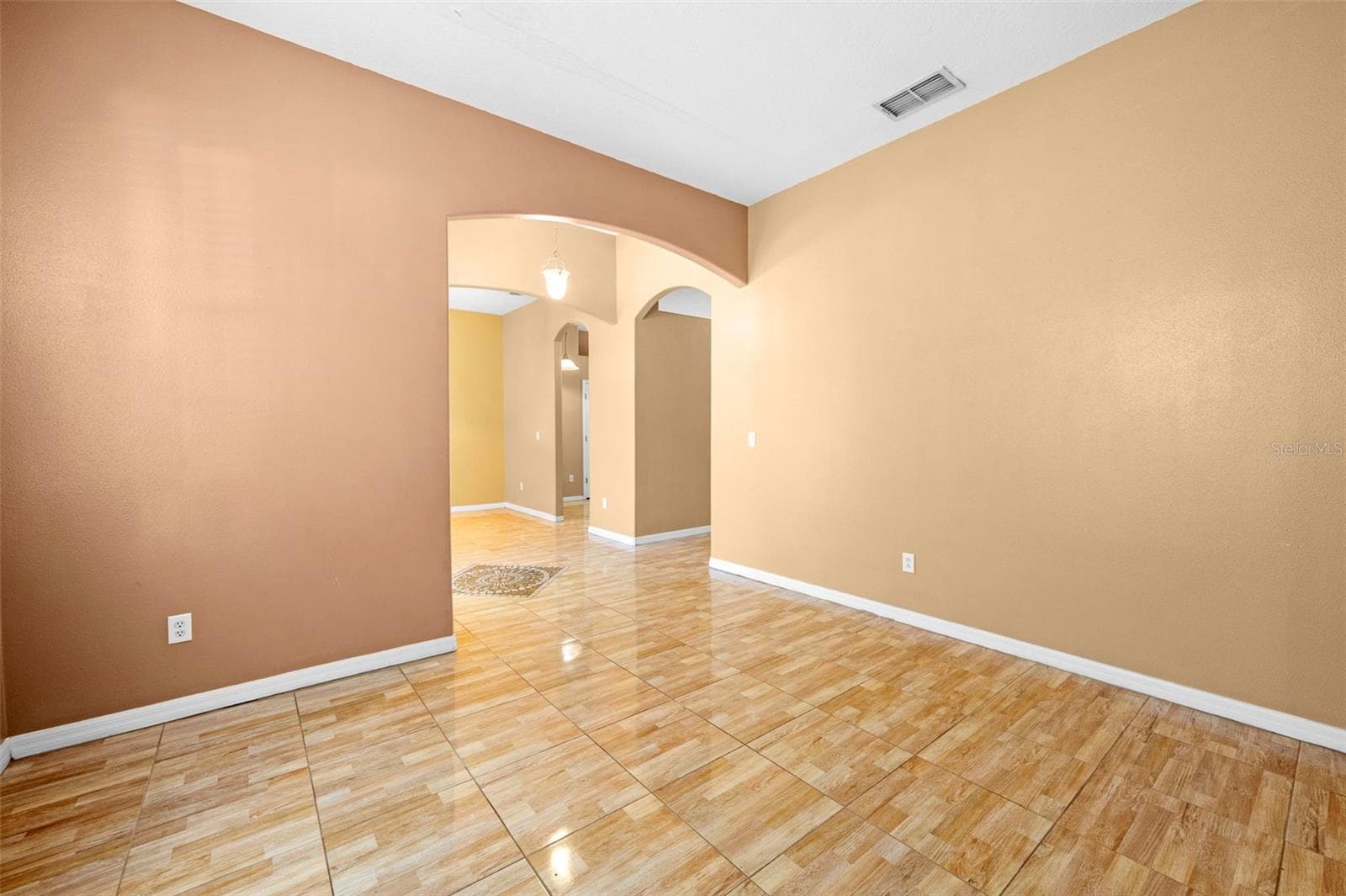 Single Family Residence at 4211 BLAKEMORE PL, SPRING HILL, photo 5 of 42