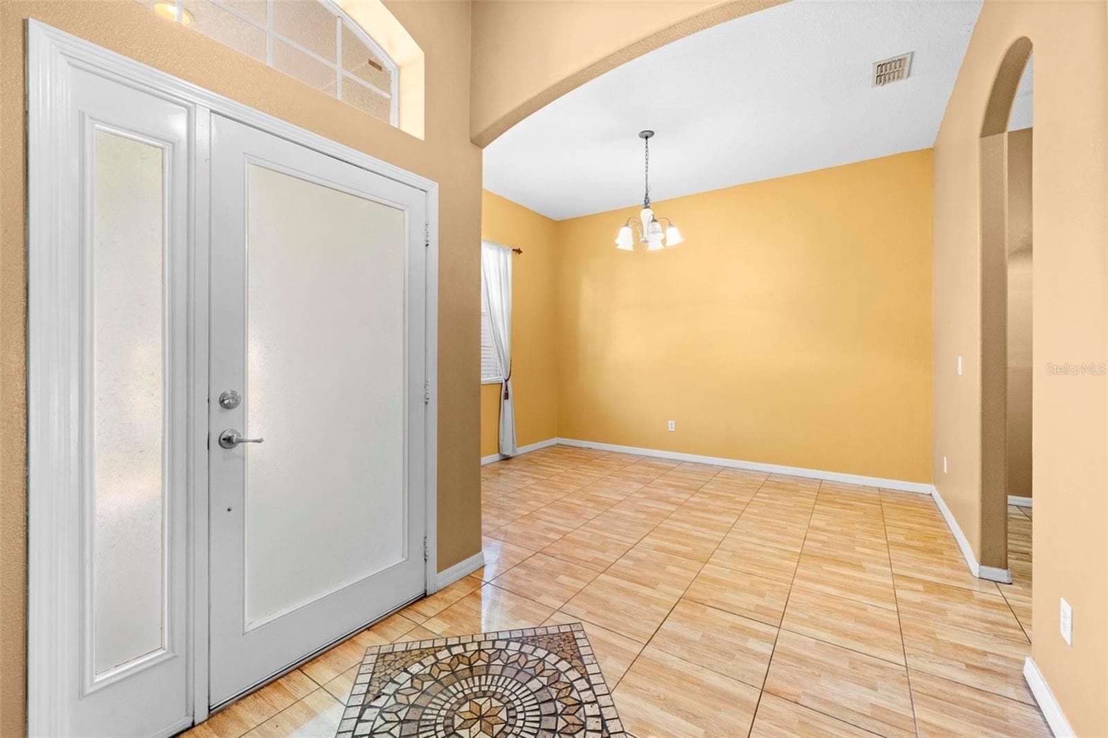 Single Family Residence at 4211 BLAKEMORE PL, SPRING HILL, photo 8 of 42