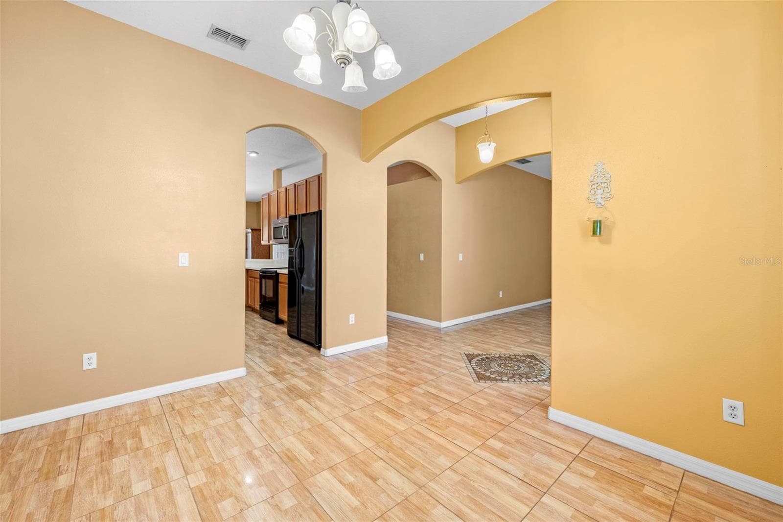 Single Family Residence at 4211 BLAKEMORE PL, SPRING HILL, photo 11 of 42