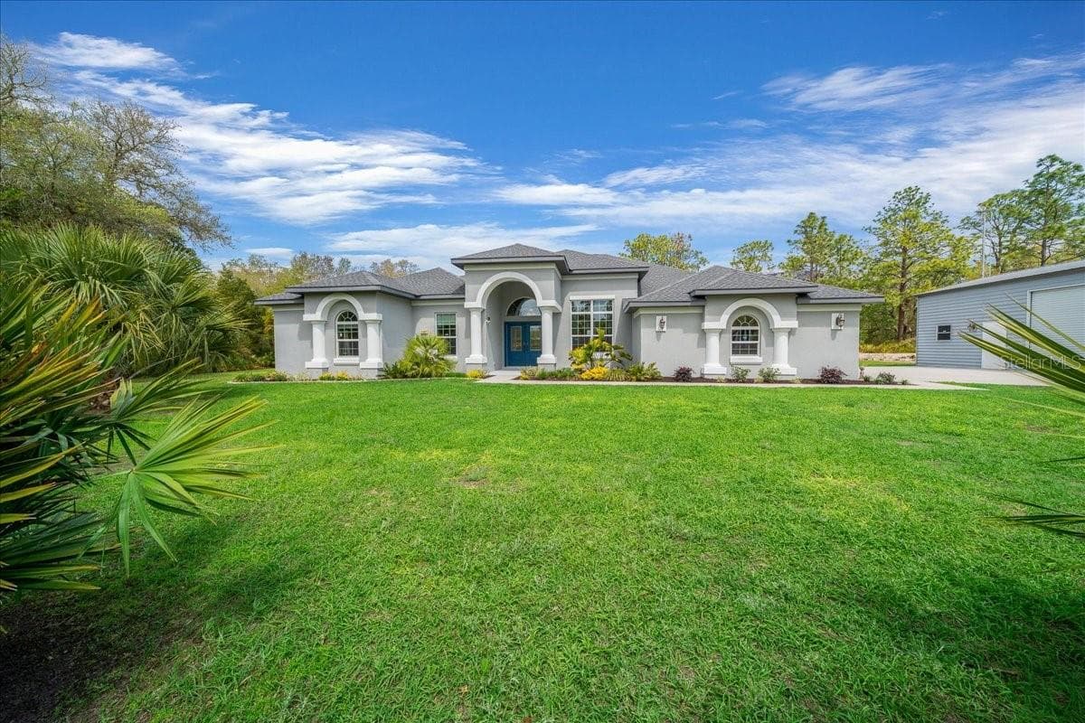 11667 W BLUEBELL DR