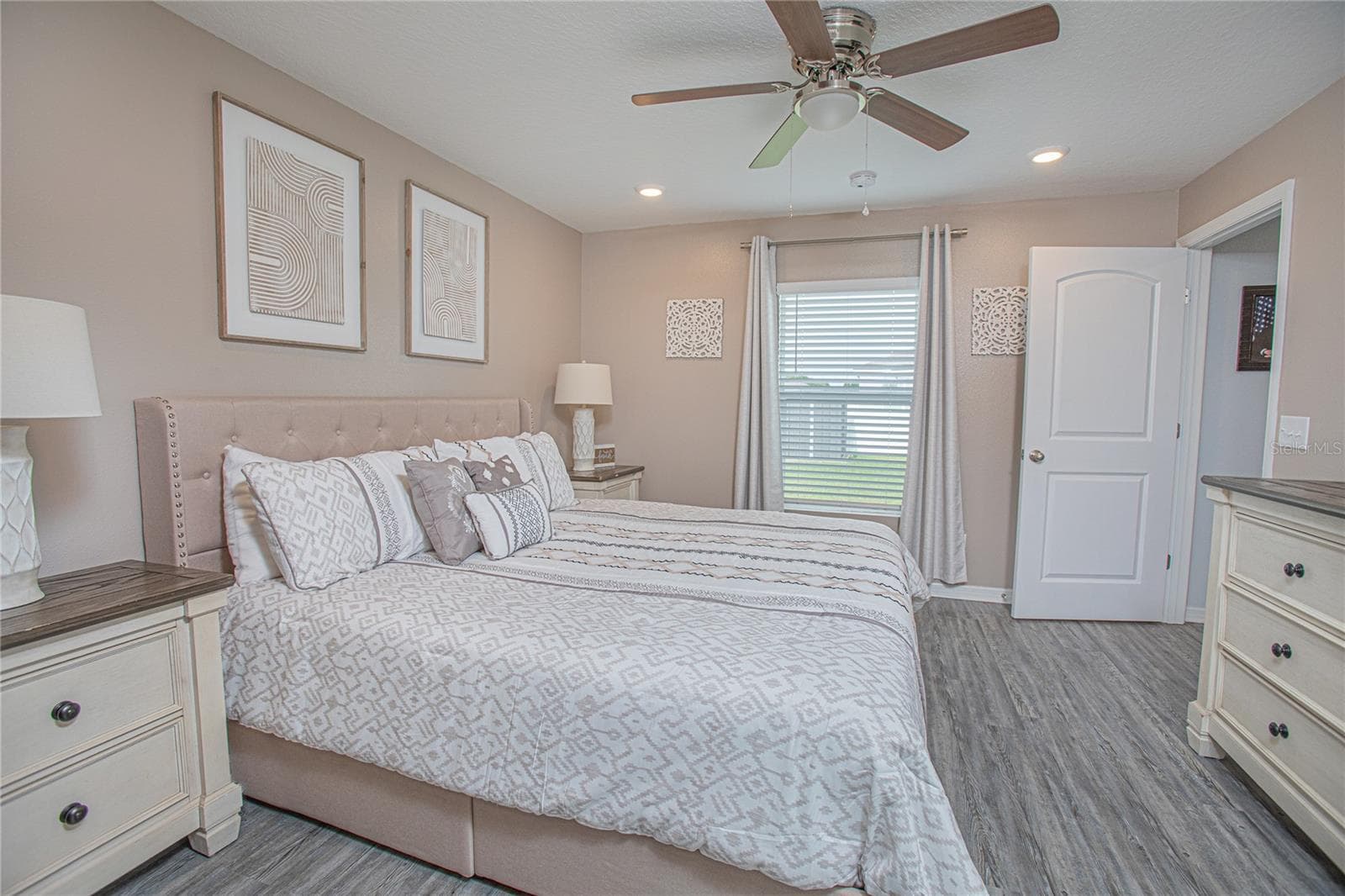 Single Family Residence at 214 LINDA LN, AUBURNDALE, photo 14 of 21