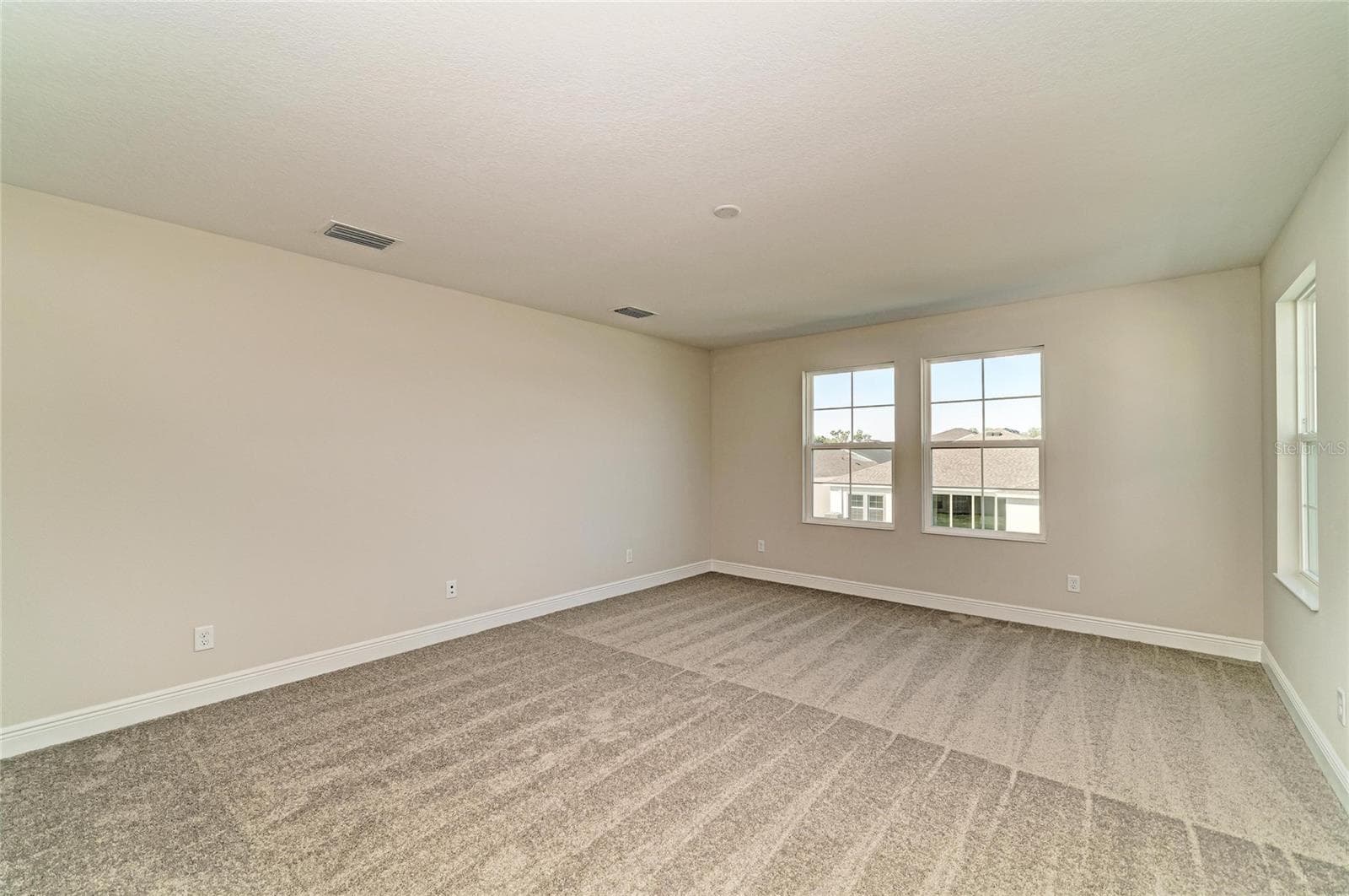 Single Family Residence at 33882 TWILIGHT SEA PL, DADE CITY, photo 5 of 50