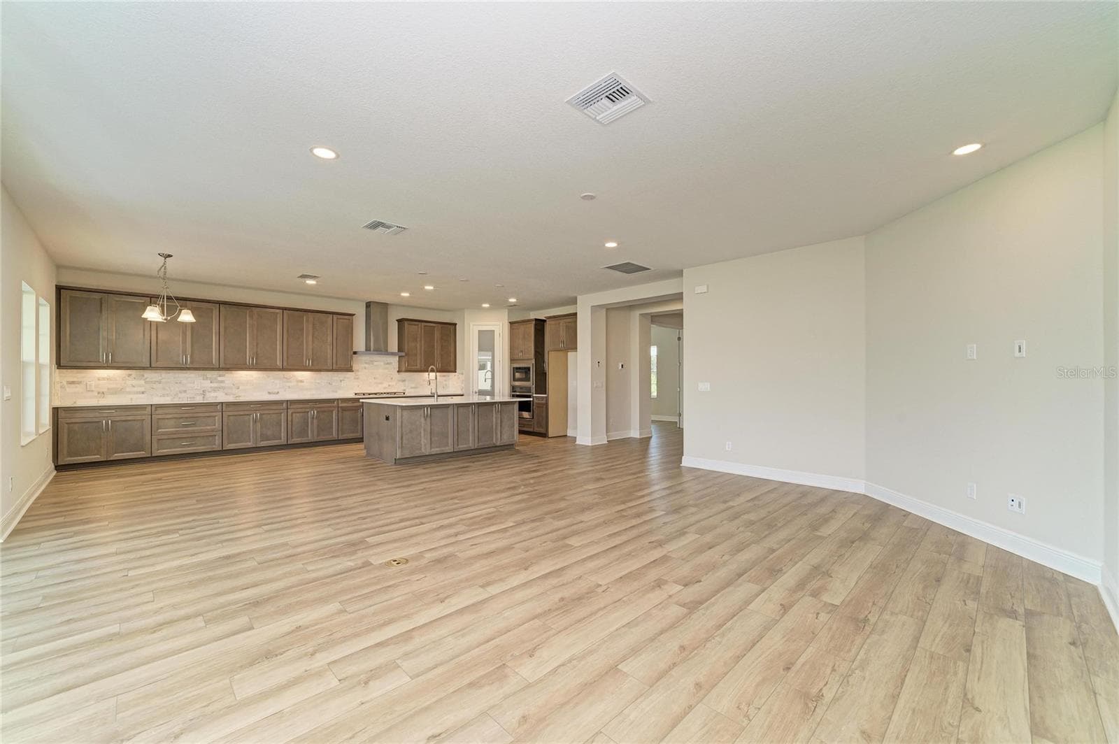Single Family Residence at 33882 TWILIGHT SEA PL, DADE CITY, photo 20 of 50