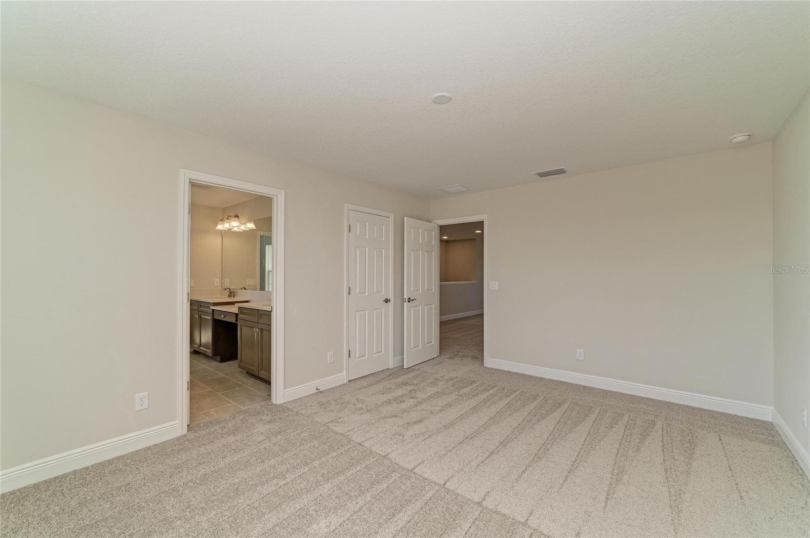 Single Family Residence at 33882 TWILIGHT SEA PL, DADE CITY, photo 25 of 50