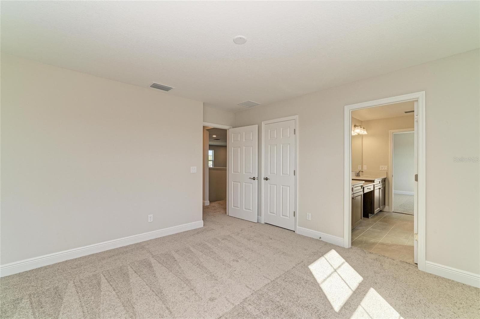 Single Family Residence at 33882 TWILIGHT SEA PL, DADE CITY, photo 32 of 50