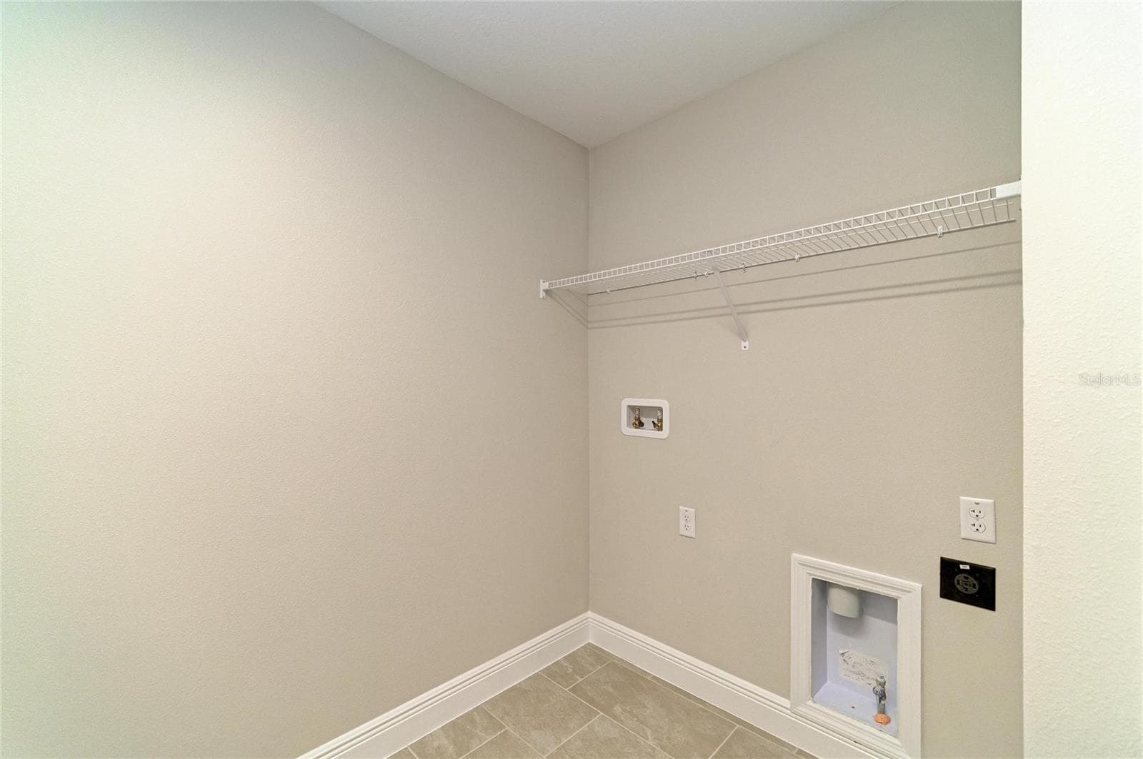 Single Family Residence at 33882 TWILIGHT SEA PL, DADE CITY, photo 41 of 50