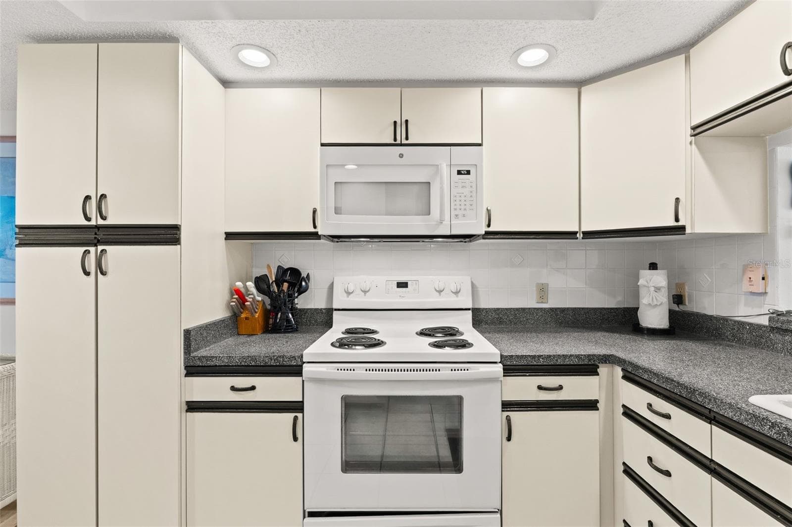 Condominium at 6503 STONE RIVER RD #204, BRADENTON, photo 29 of 55