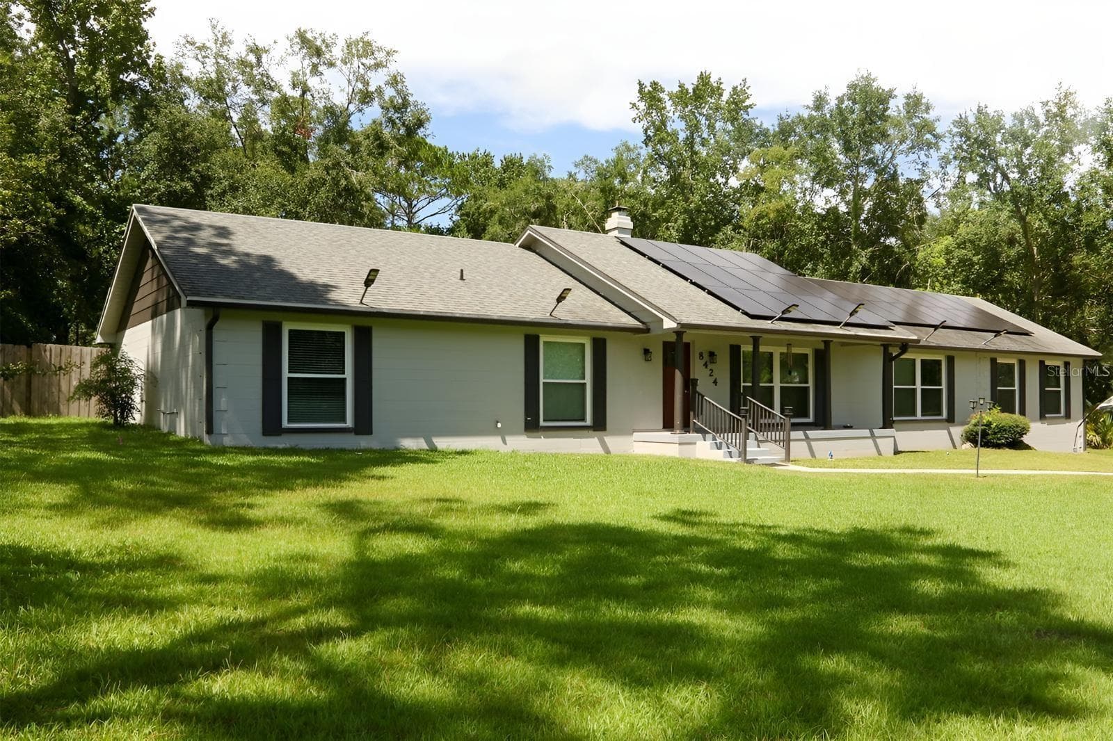 8424 NW 2 PL
