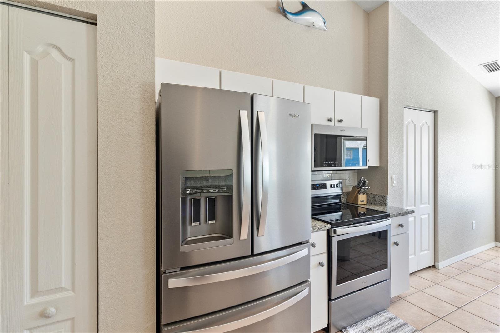 Single Family Residence at 54 MEDALIST PL, ROTONDA WEST, photo 17 of 55