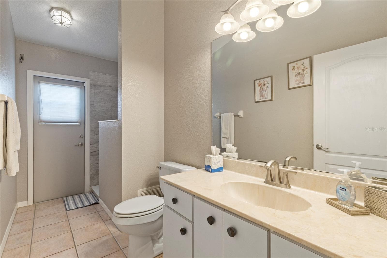 Single Family Residence at 54 MEDALIST PL, ROTONDA WEST, photo 29 of 55