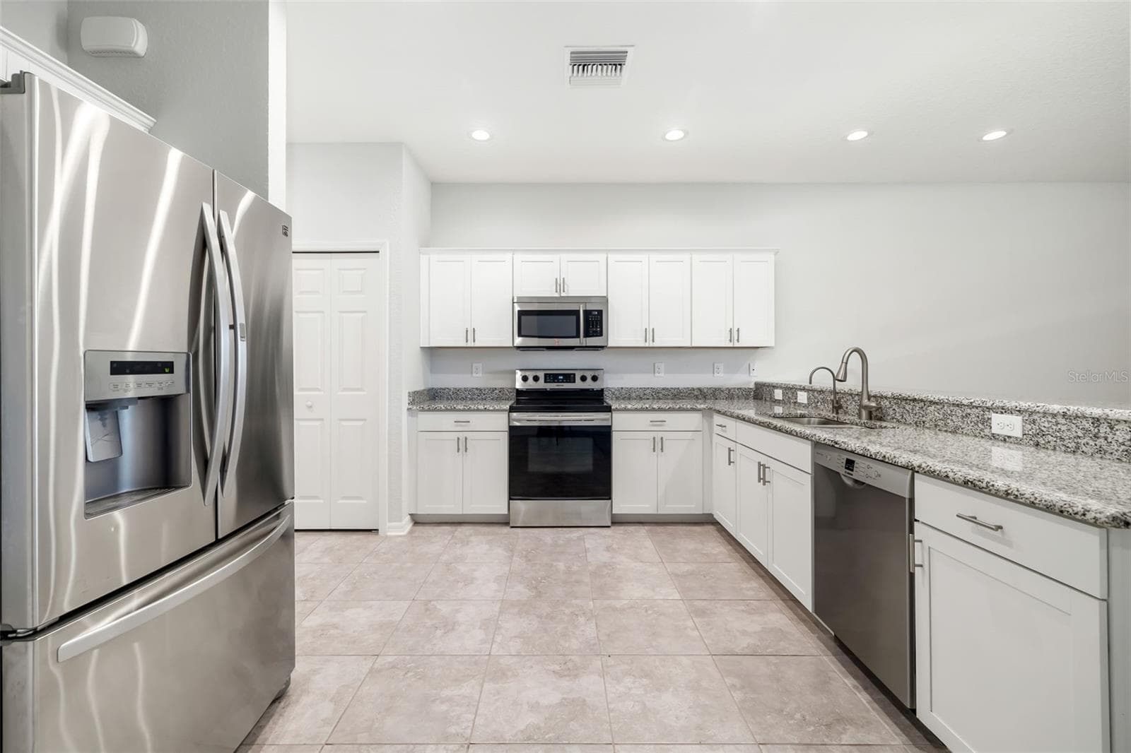 Townhouse at 1306 GRANTHAM DR, SARASOTA, photo 10 of 53