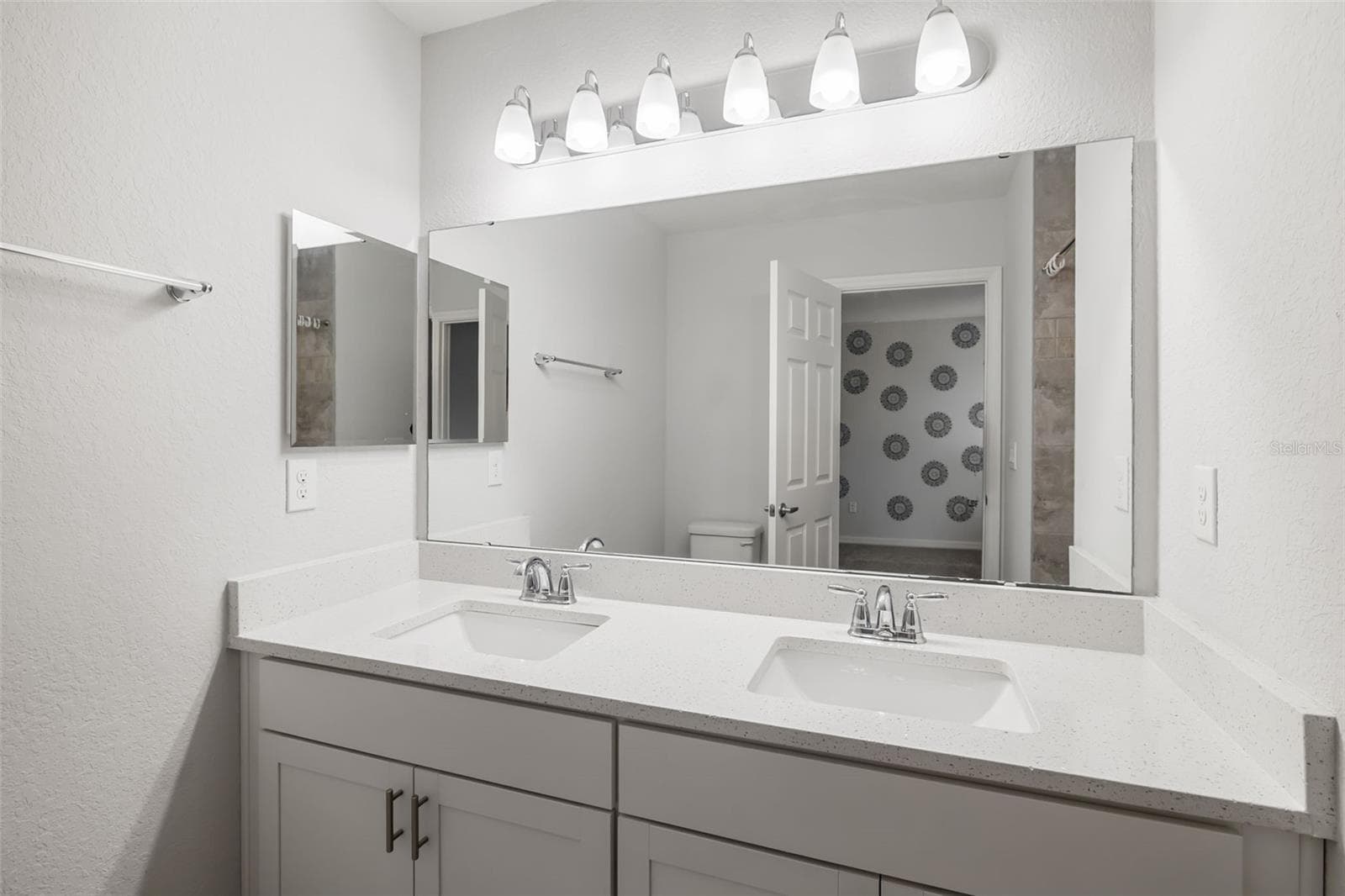 Townhouse at 1306 GRANTHAM DR, SARASOTA, photo 24 of 53