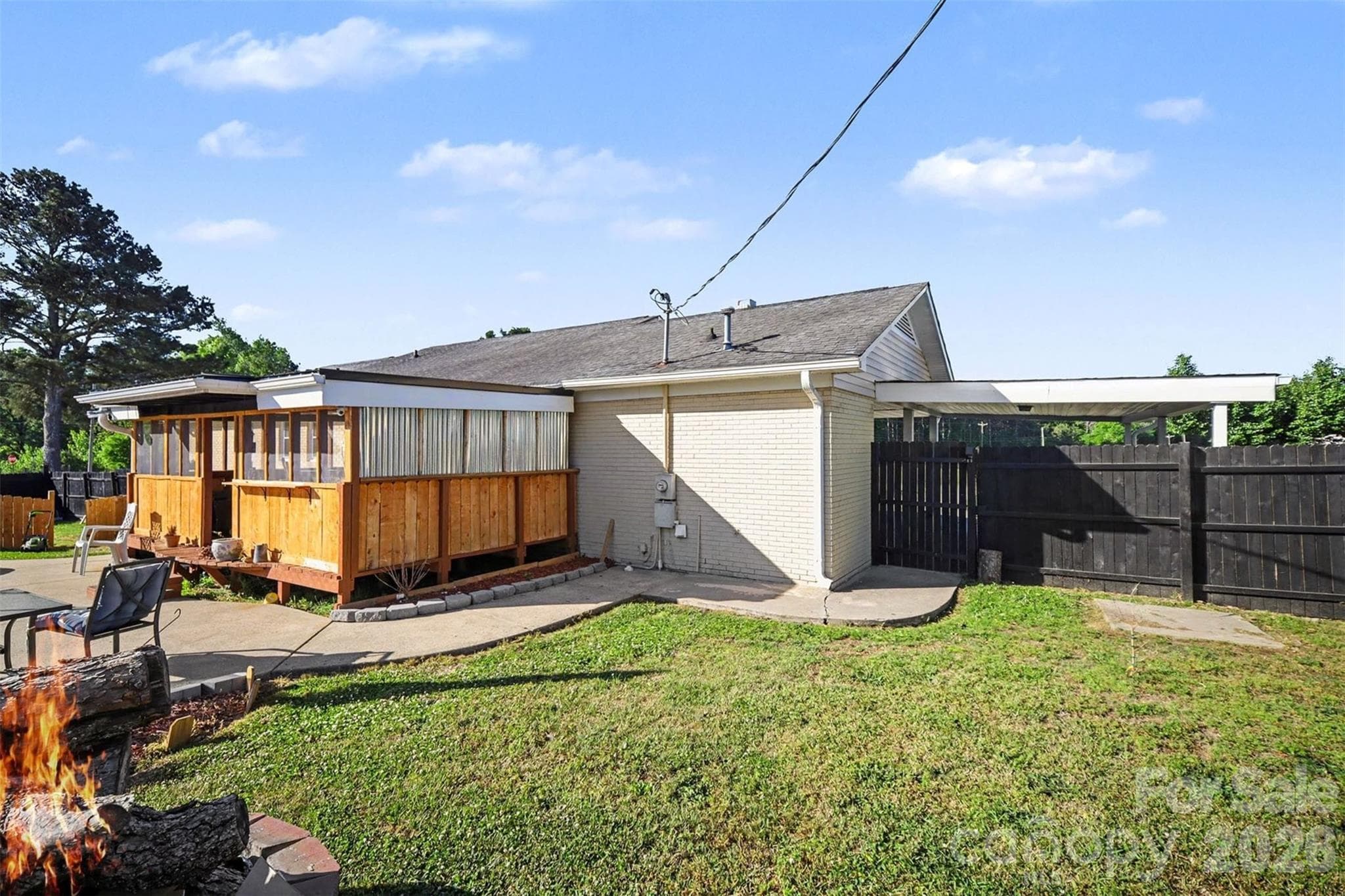 Single Family Residence at 1087 Greenbriar Drive, Lancaster, photo 21 of 26